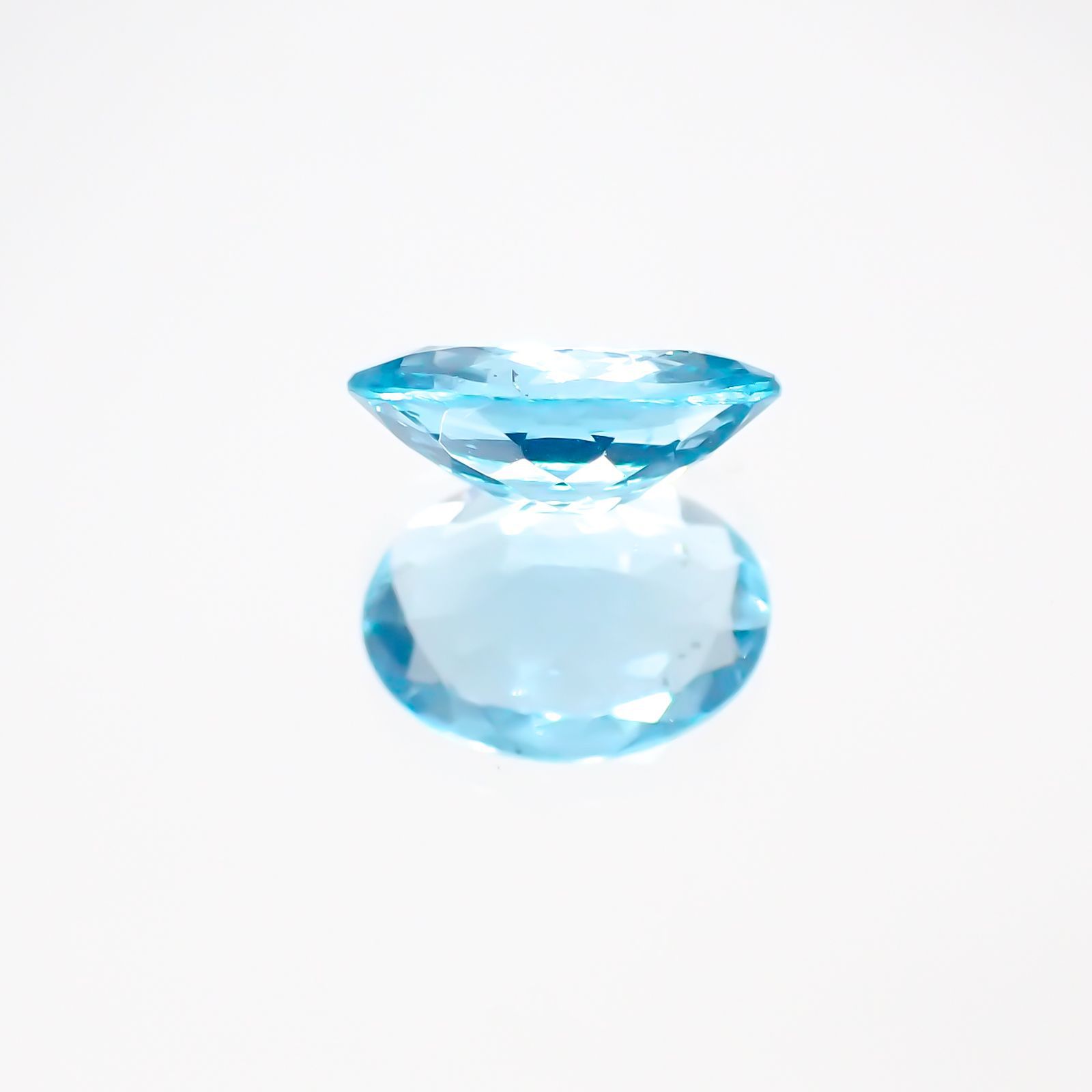 アパタイト(宝石名アパタイト)ブラジル産 1.03ct 識別済[230823190]8.1x6.2mm前後
