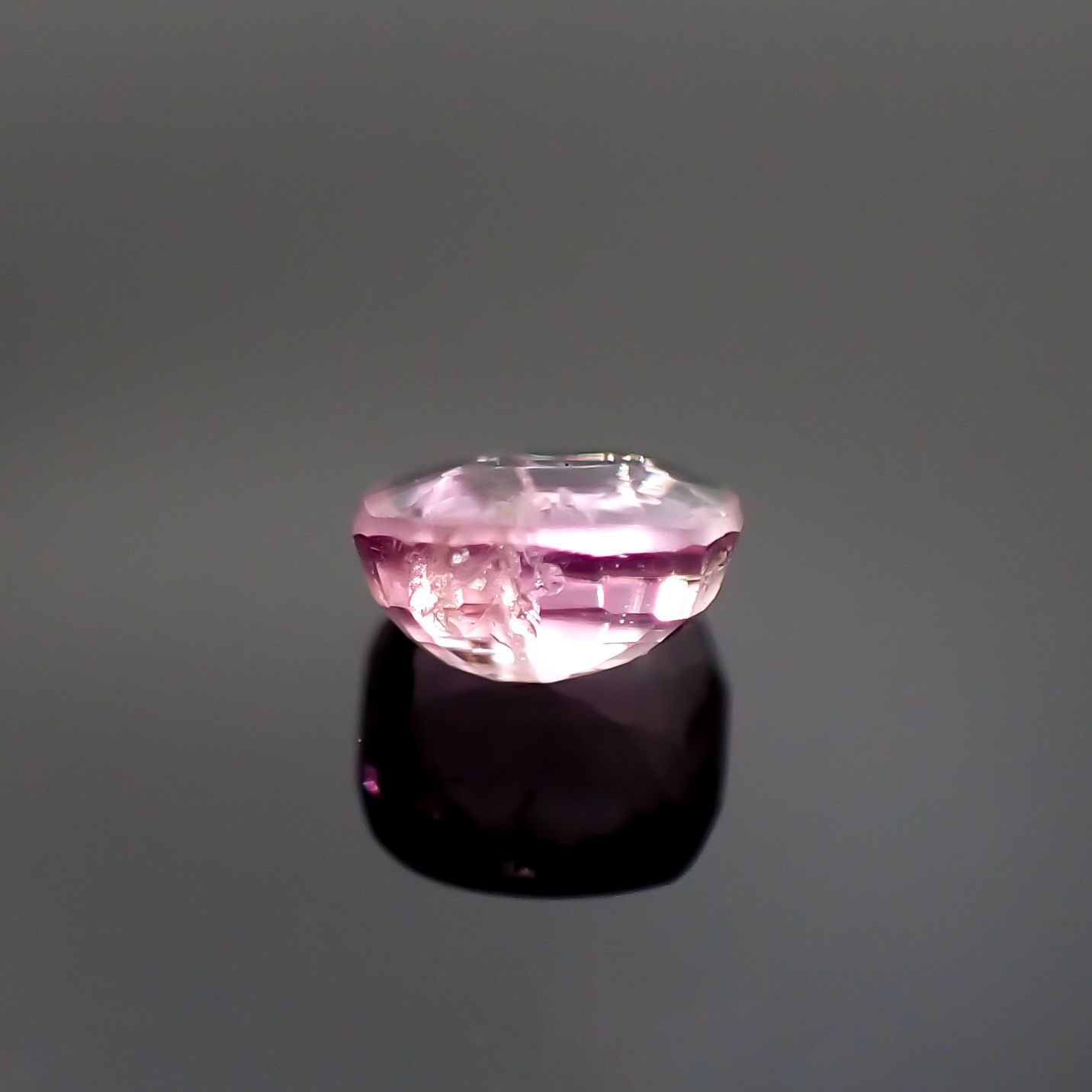 ピンクポードレッタイト(宝石名ピンク・ポードレッタイト)ビルマ産 0.527ct ソ付[231023811]5.5x5.3mm前後 | TOP  STONE(トップストーン)