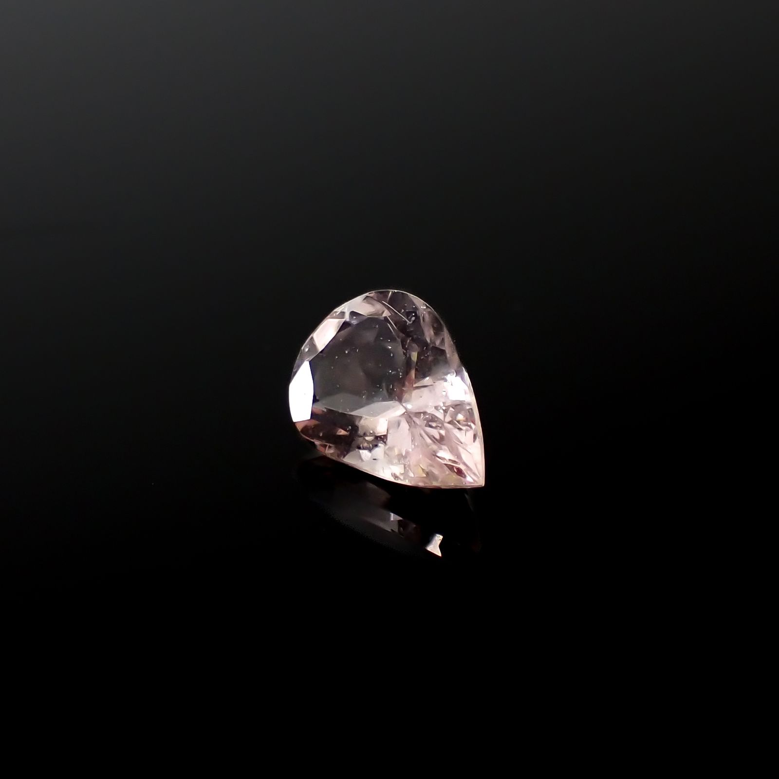 モルガナイト ブラジル産 0.54ct[240326766]7x4.9mm前後