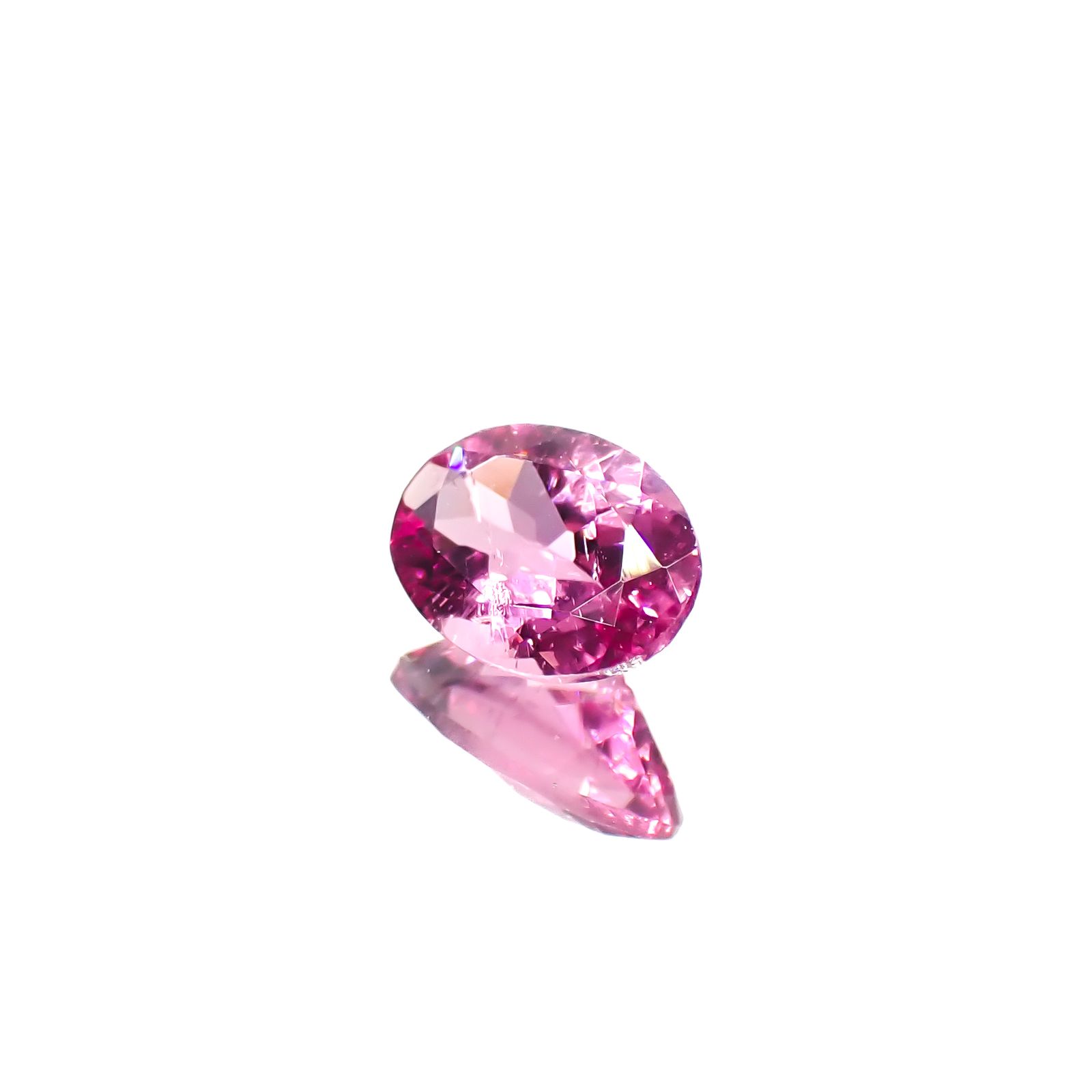 ルベライト ブラジル産 0.54ct[240628087]6.4x5.6mm前後