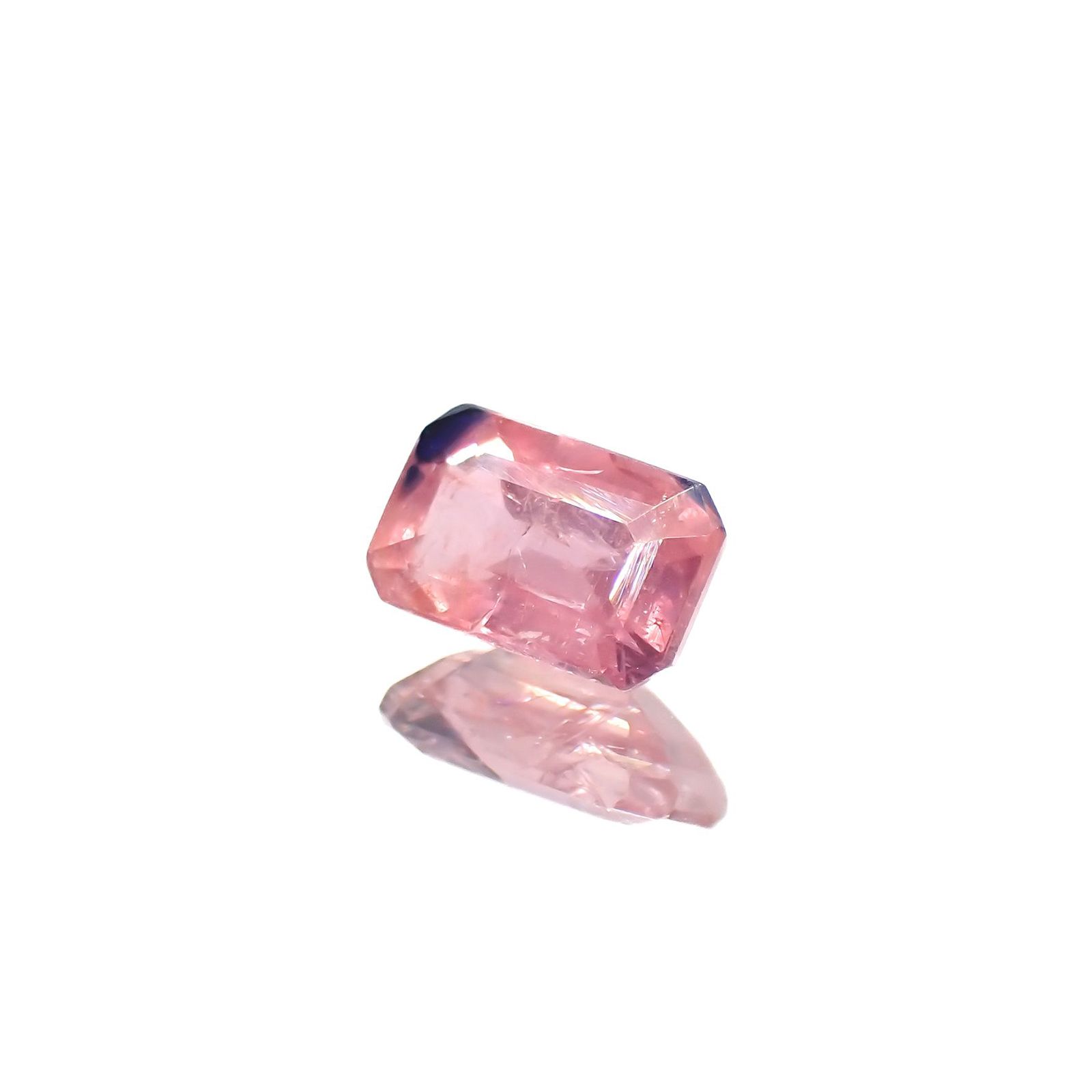 ウィンザーサファイア タンザニア・ウィンザー産 0.80ct[221018385]6.2x3.9mm前後