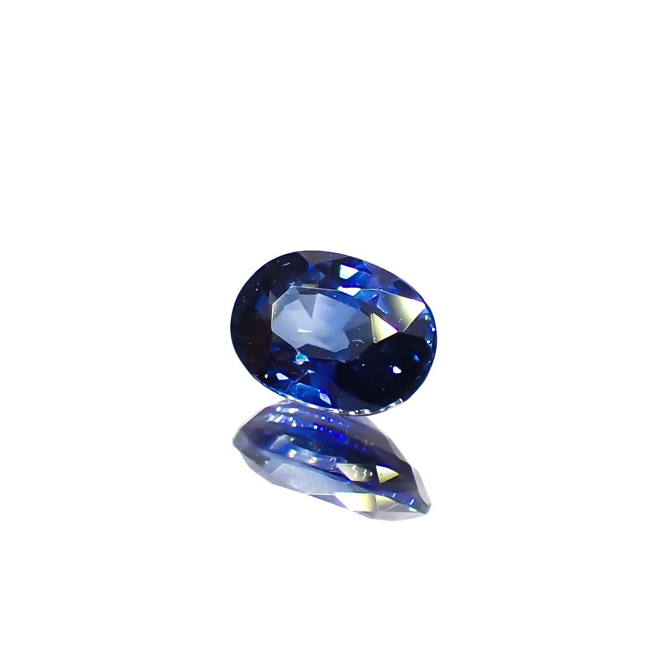 サファイア(宝石名サファイア)スリランカ/マダガスカル産 0.73ct 識別済[230120244]6.2x4.3mm前後