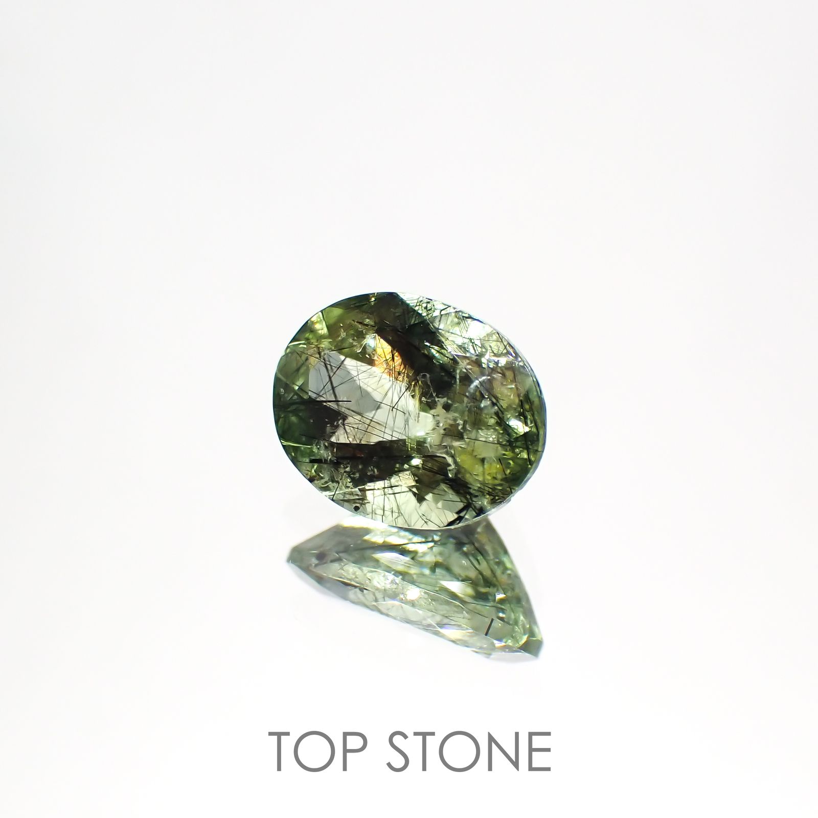 ルドウィジャイトインペリドット パキスタン産 ルース 1.36ct[210913494]7.9×6.1mm前後