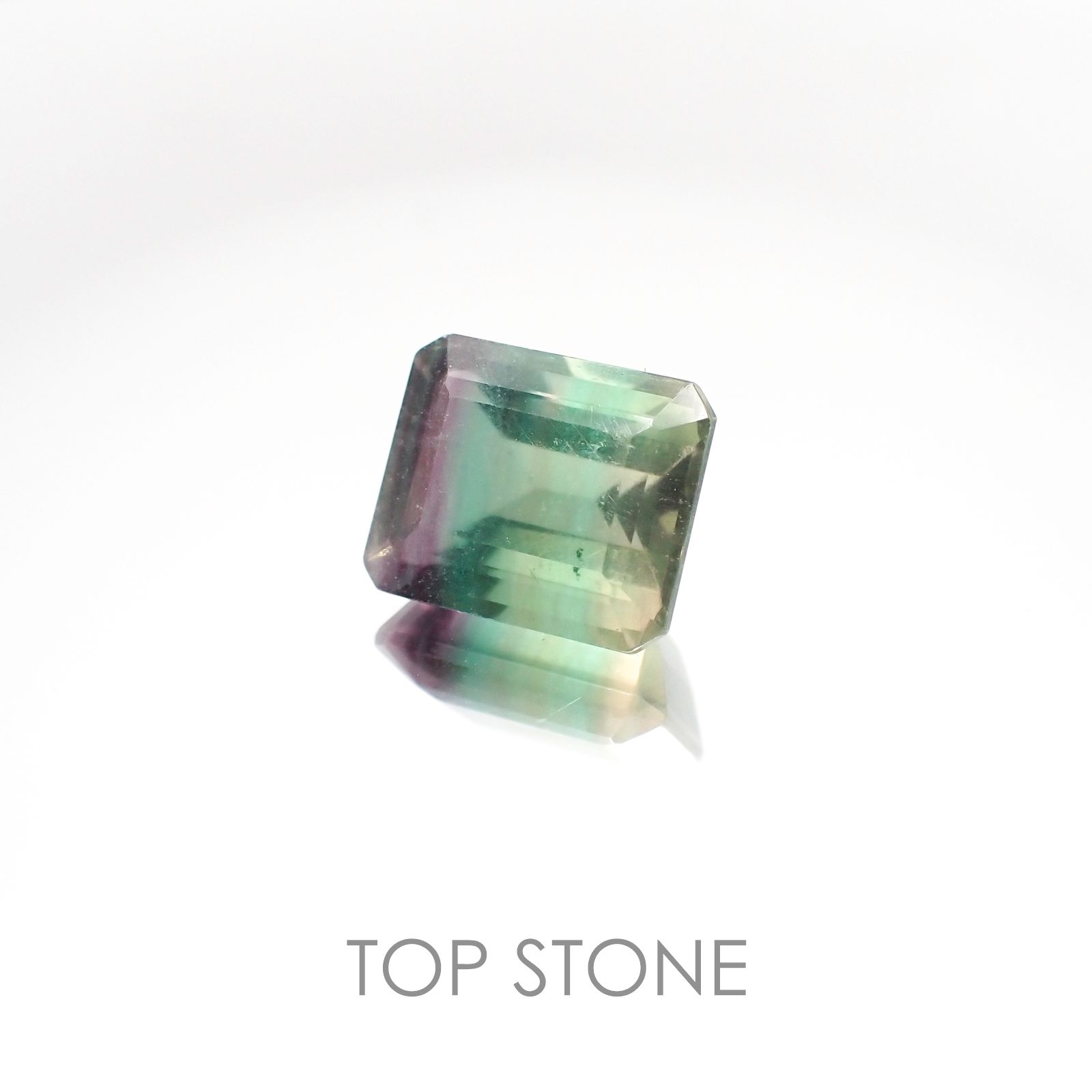 バイカラーフローライト ブラジル産 ルース 5.71ct[2010107059]11×9mm前後