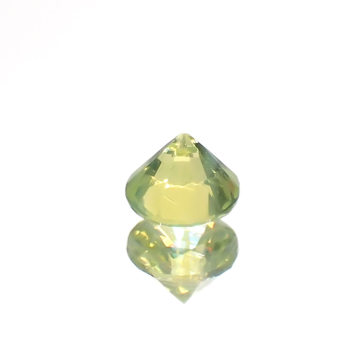 クリソベリル(宝石名クリソベリル)スリランカ産 0.22ct 識別済[230622490]3.5x3.4mm前後