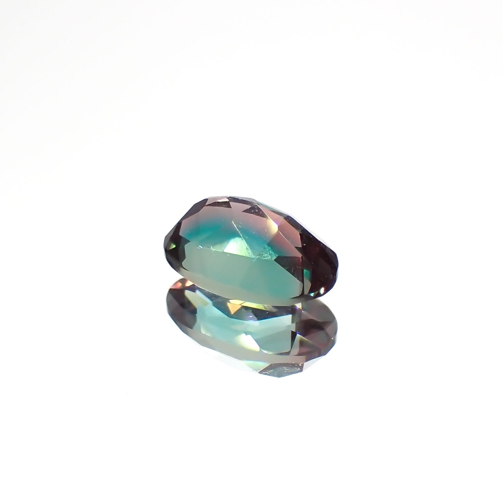 カラーチェンジアンデシン モンゴル産 0.40ct[230421471]5.9x3.8mm前後