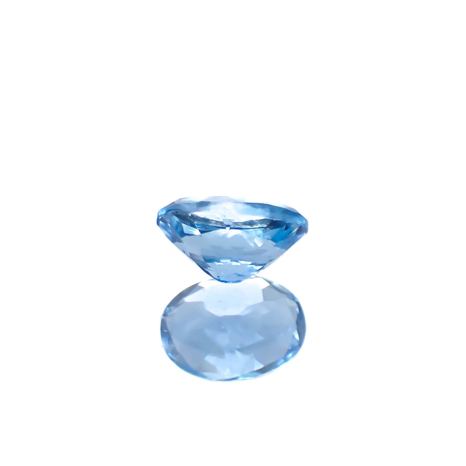 アクアマリン サンタマリアカラー ナイジェリア産 0.71ct [250329940]6.8x4.9mm前後