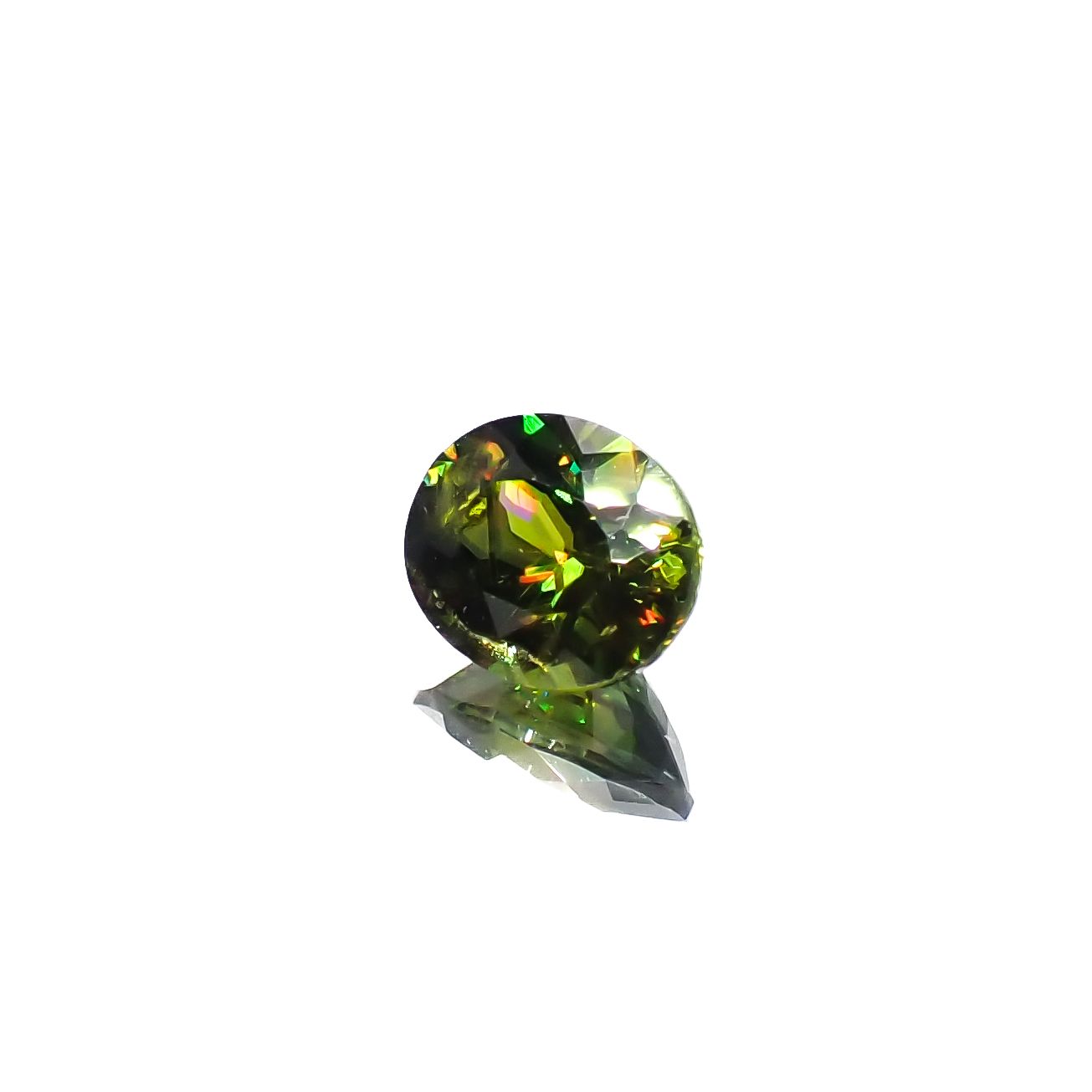カラーチェンジスフェーン パキスタン産 1.52ct[231224768]7.7x6.4mm前後