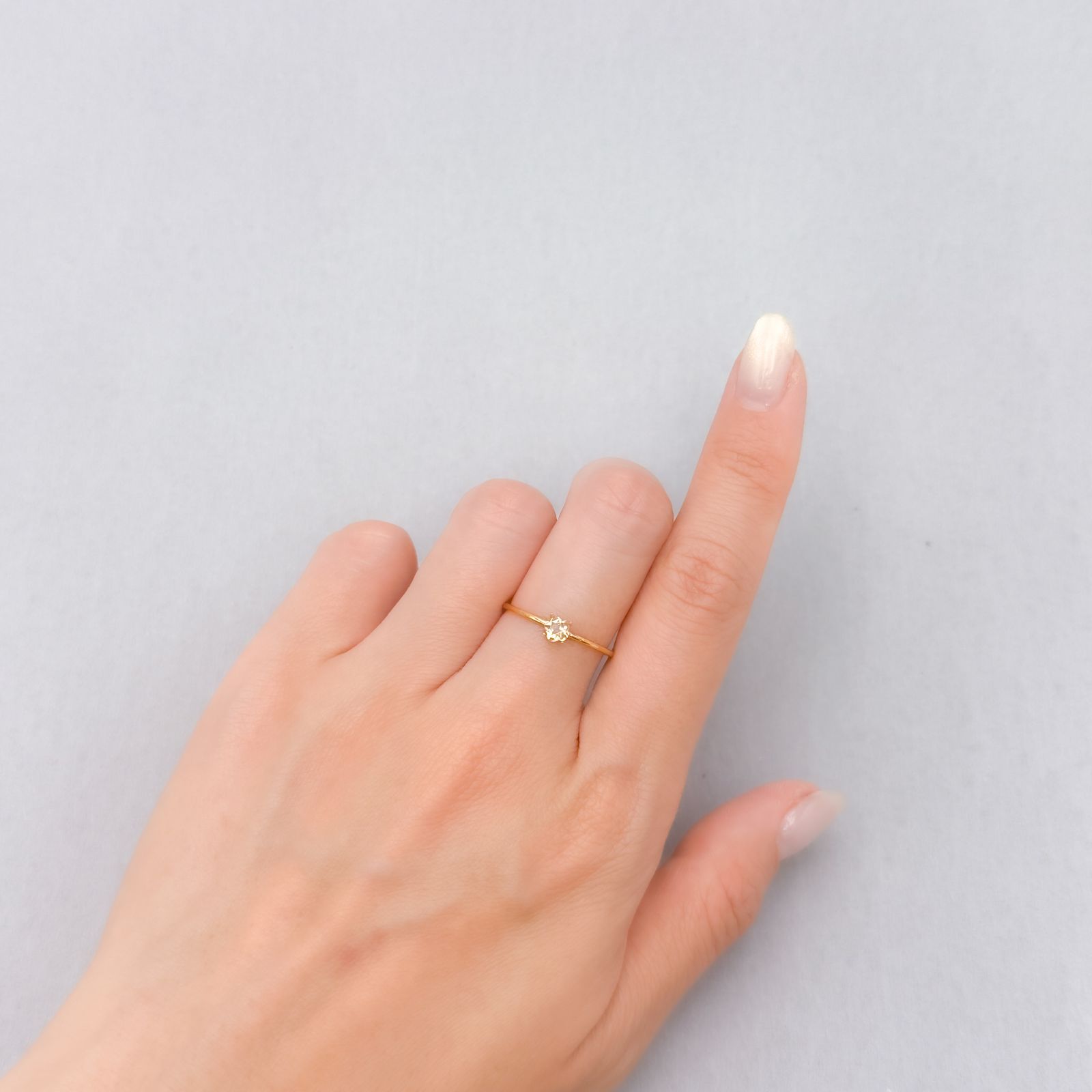 ◇カスタム・フラワーカット◇ファンシーカラーサファイア スリランカ/マダガスカル産 0.23ct [250329994]3.8x3.8mm前後