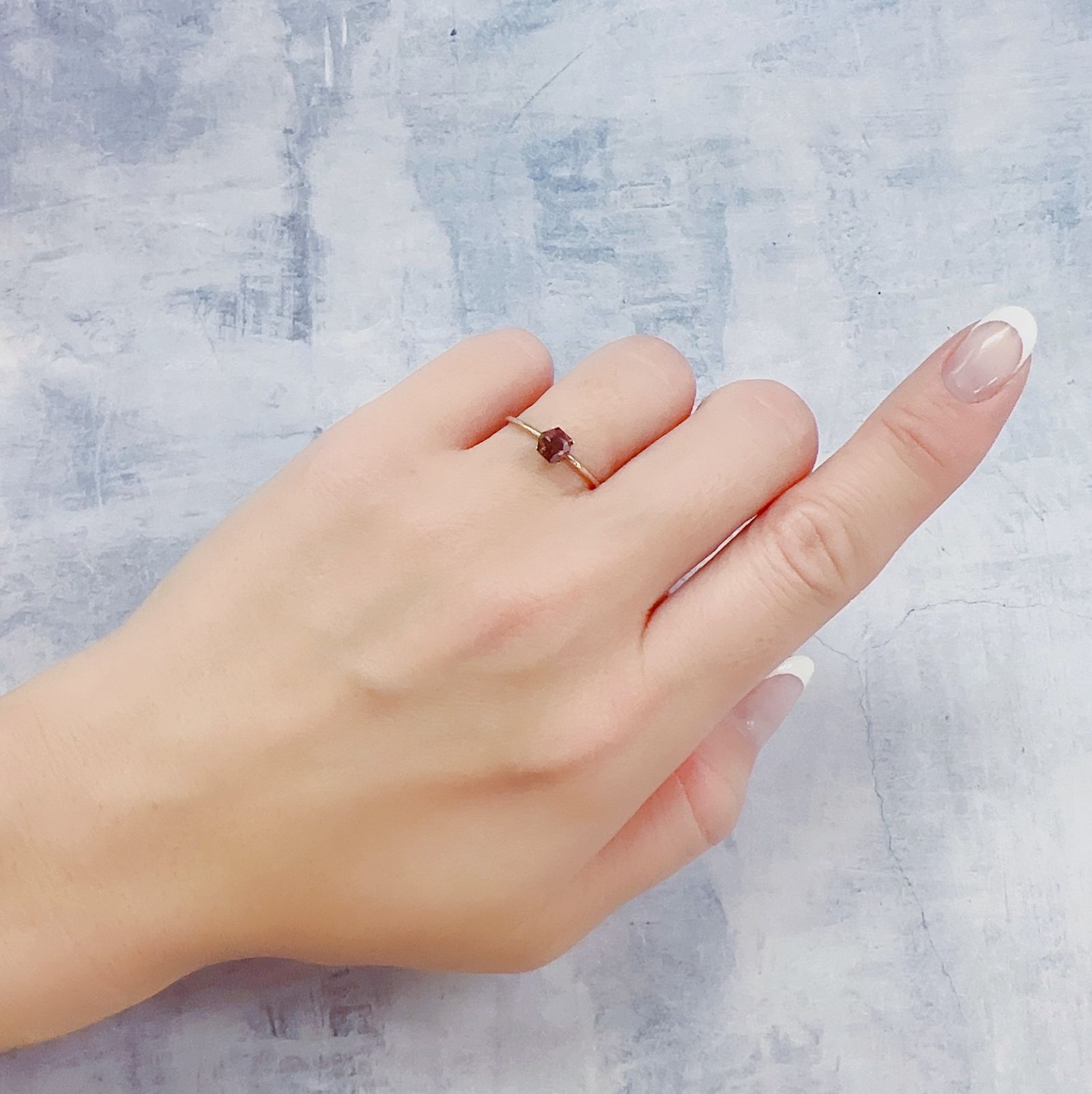 ◇ヘキサゴンカット◇レッドジルコン(宝石名ジルコン)スリランカ/カンボジア産 0.79ct 識別済[221219494]4.9x4.8mm前後