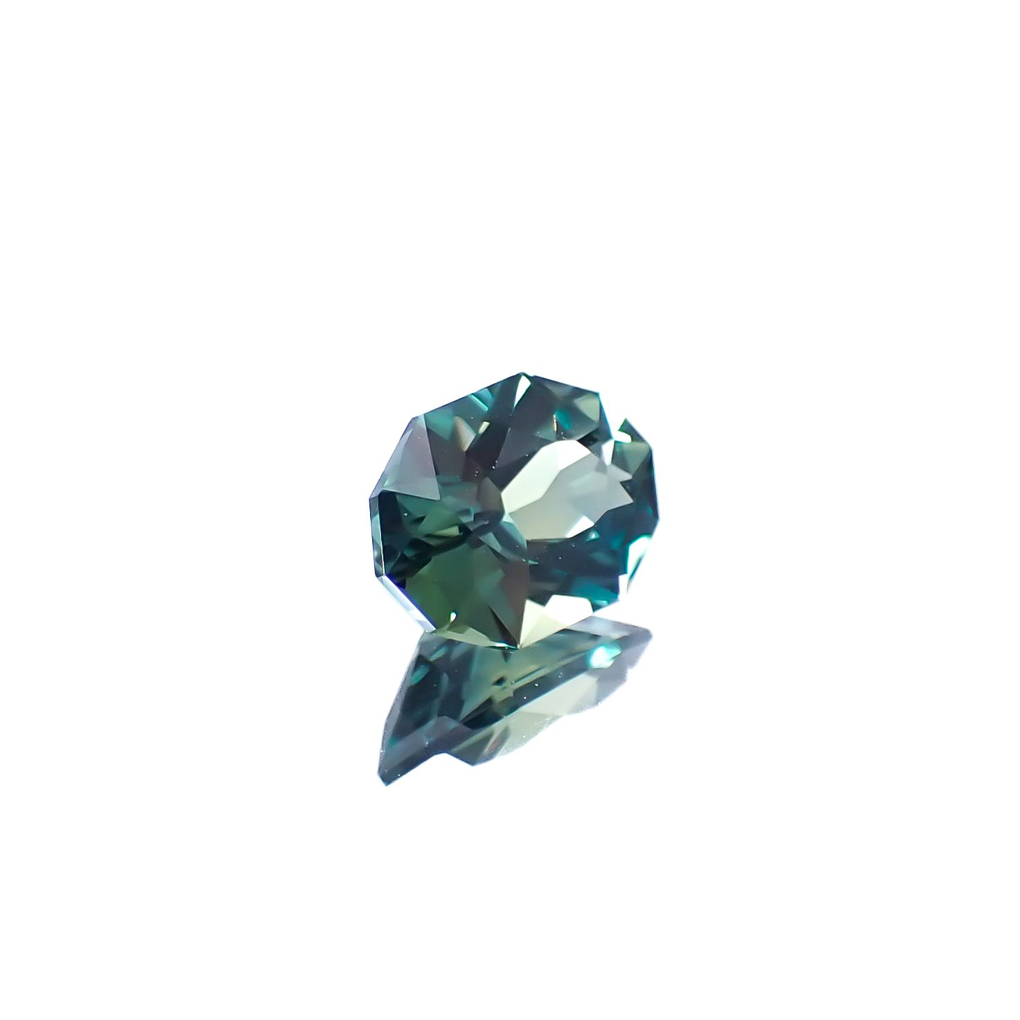 ◇カスタムカット◇バイカラーサファイア オーストラリア産 1.27ct [250229826]7.9x5.5mm前後