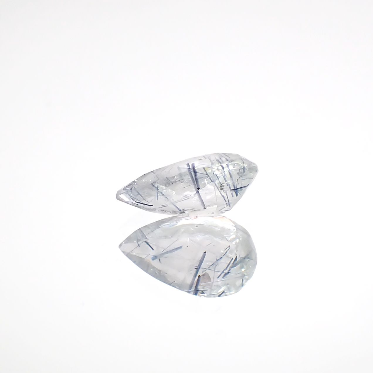 インディゴライトインクォーツ ブラジル産 1.12ct [241229606]9.6x6.1mm前後
