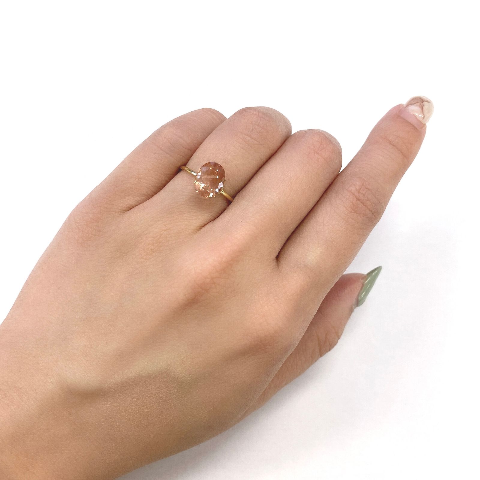 オレゴンサンストーン(宝石名ラブラドライト) アメリカ・オレゴン州産 1.21ct 識別済[210410381]8×6.1mm前後