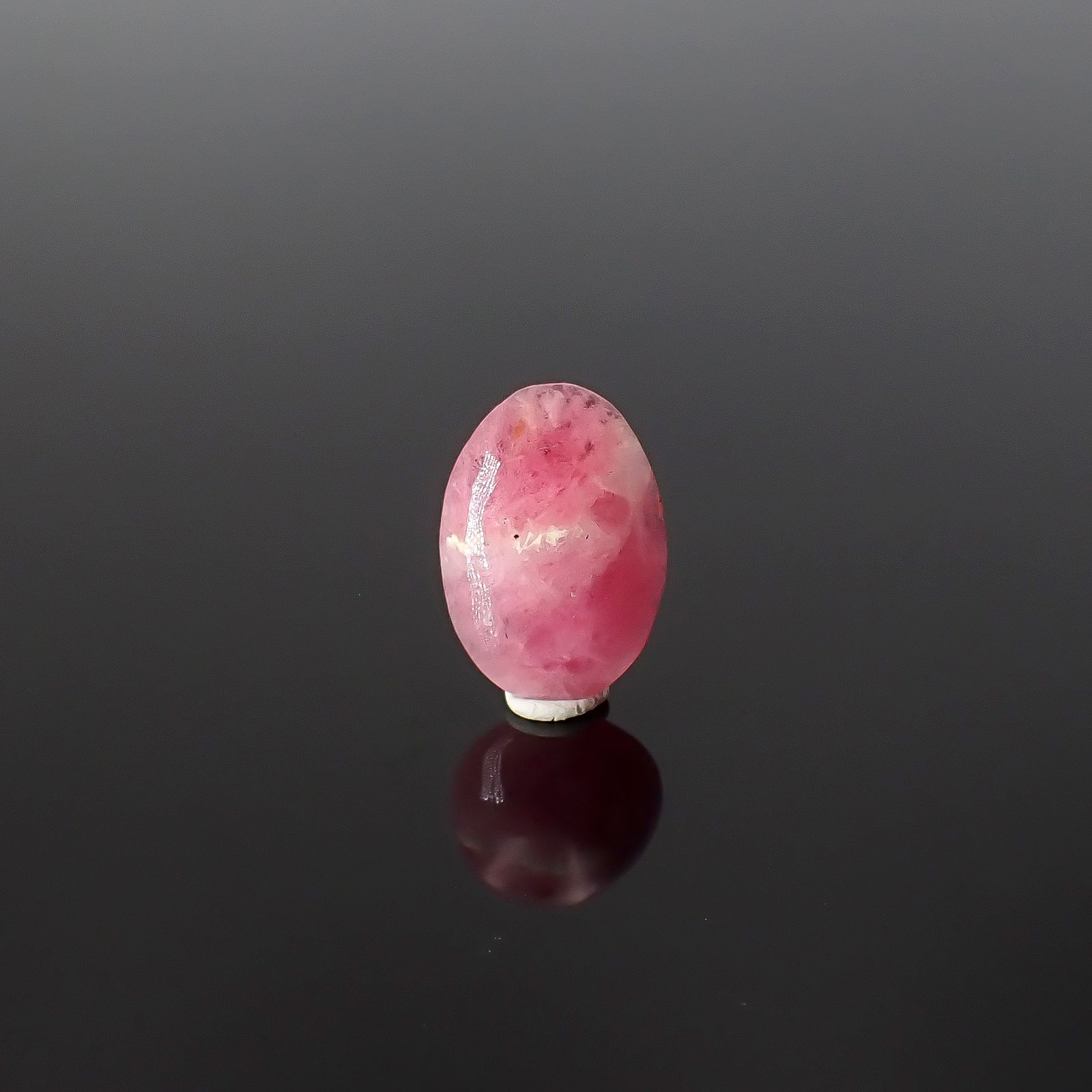 ツグツパイト テネブレッセンス(宝石名タグトゥパイト)グリーンランド産 ソ付(日独) 3.163ct / 14.58x10.28mm前後 [260432072]