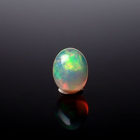 エチオピアオパール エチオピア産 0.96ct / 9x6.9mm前後 [260721040]