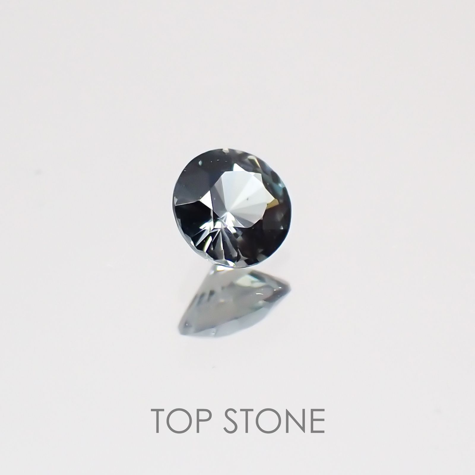 サファリン マダガスカル産 ルース 0.11ct[21018923]3×3mm前後