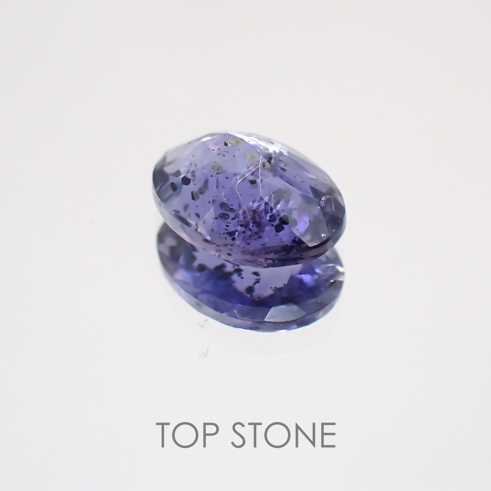 アイオライトサンストーン インド・ブラジル産 ルース 0.85ct[21019195]7.9×6mm前後