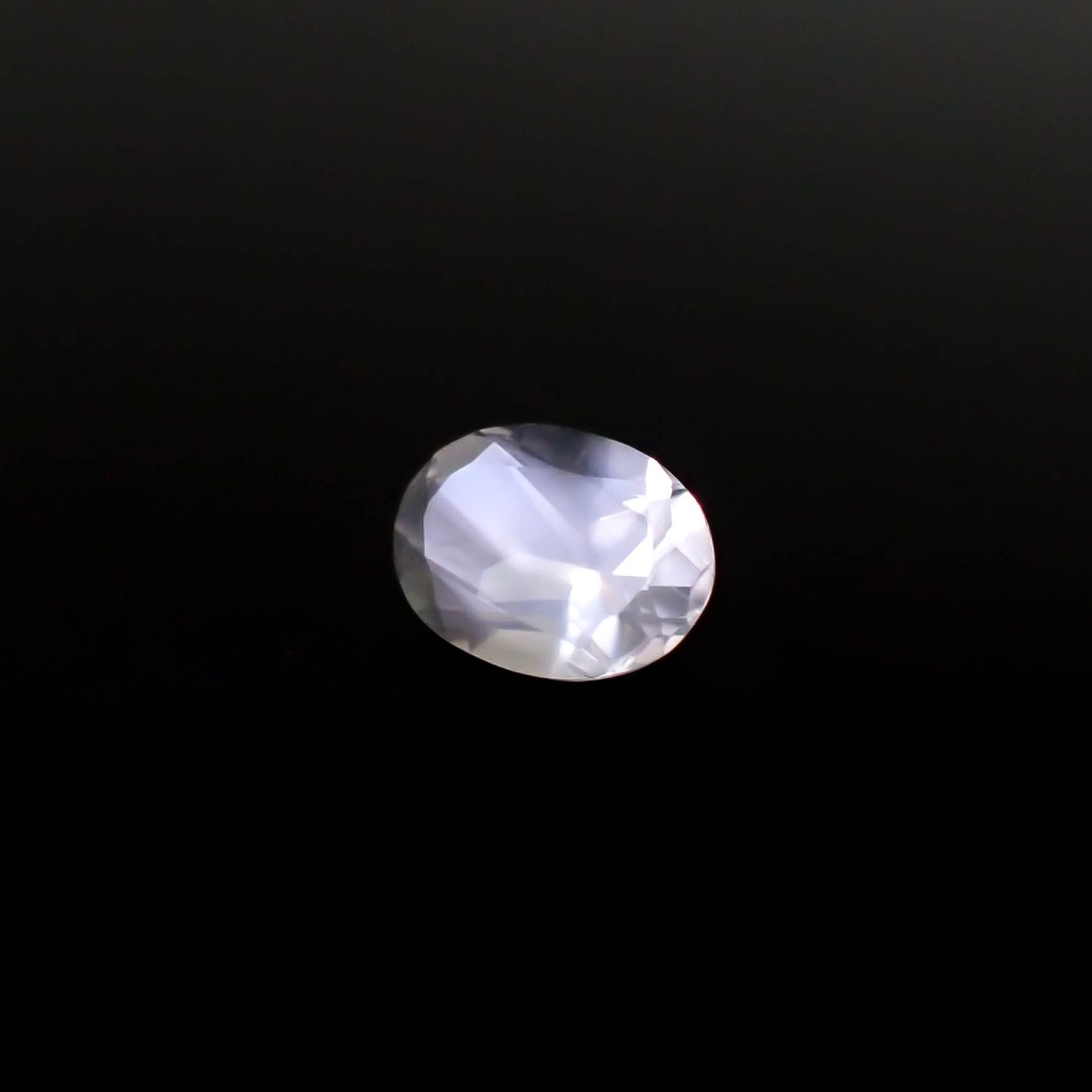 ムーンストーン(宝石名オーソクレース)インド/スリランカ産 0.67ct 識別済[240527735]7x5mm前後