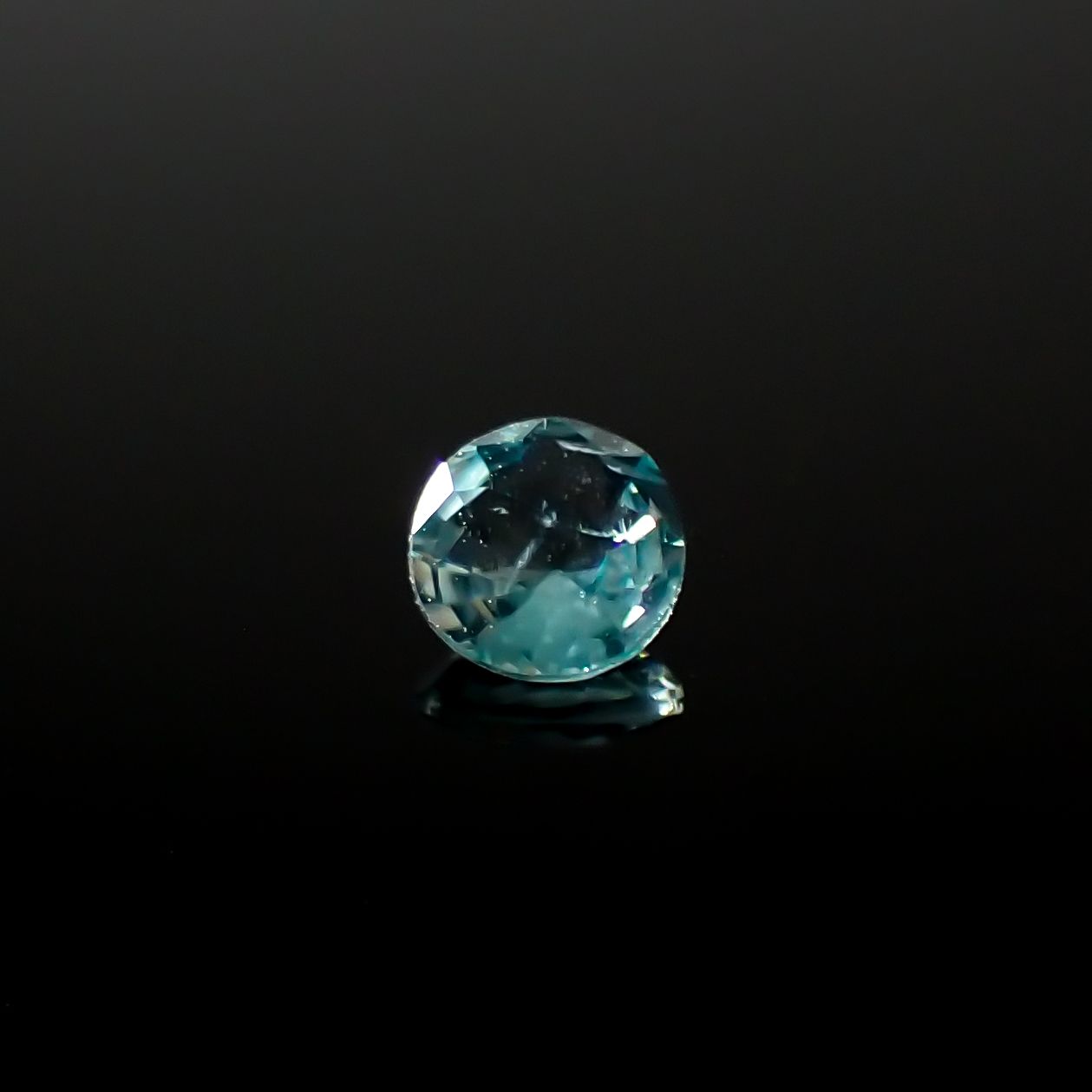 グランディディエライト(宝石名グランディディエライト)マダガスカル産 0.12ct 識別済[240326582]3.3x3.3mm前後