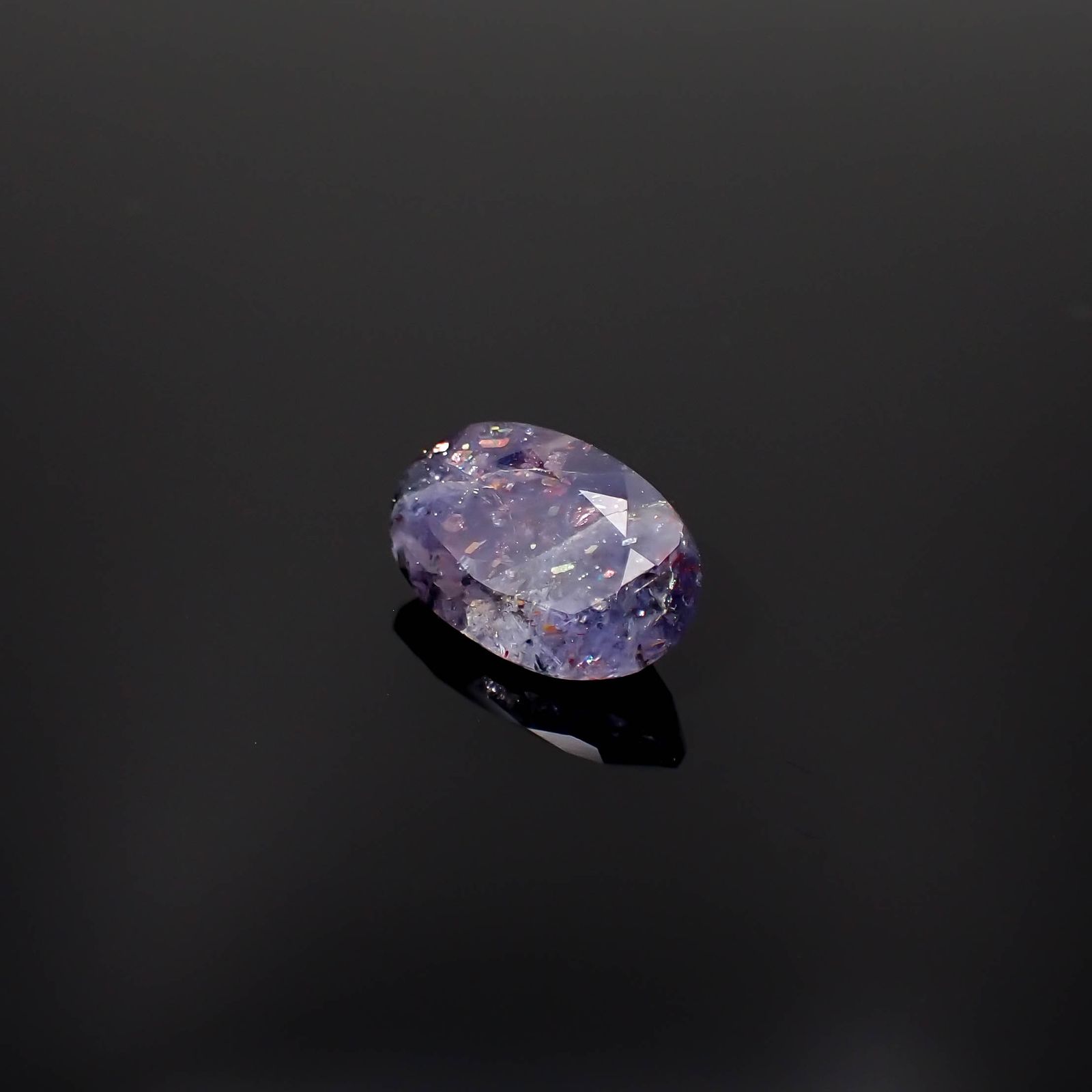 ブラッドショットアイオライト インド産 4.24ct[230321203]13.9x8.9mm前後