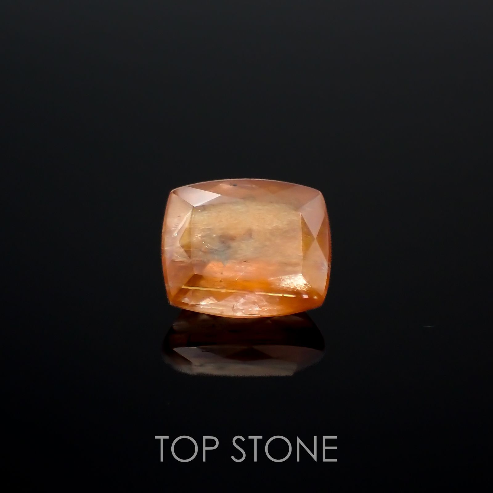 サンストーンスキャポライト(宝石名シーン・スキャポライト)タンザニア産 2.60ct 識別済[221219274]9.2x8.1mm前後
