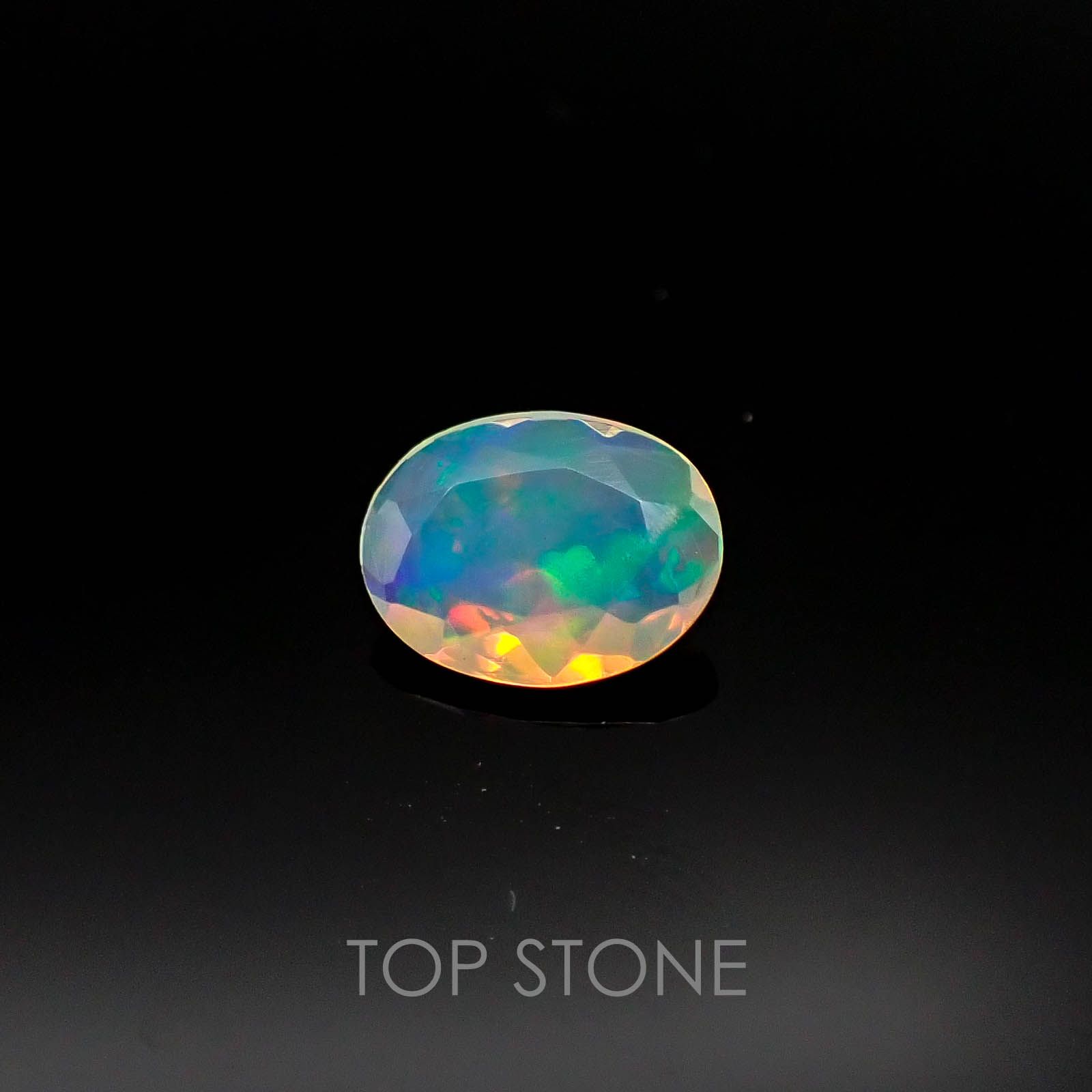 エチオピアオパール エチオピア産 ルース 0.66ct[]8.4×6.5mm前後