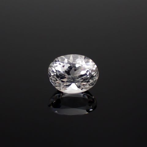 フェナカイト(宝石名フェナカイト)マダガスカル/ブラジル産 0.66ct 識別済[230923403]5.9x4.5mm前後