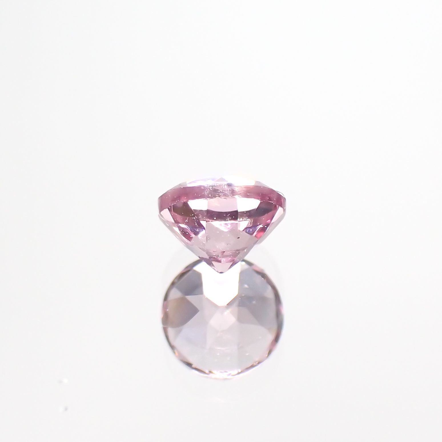 ドラゴンガーネット タンザニア産 0.37ct[230421445]4x4mm前後
