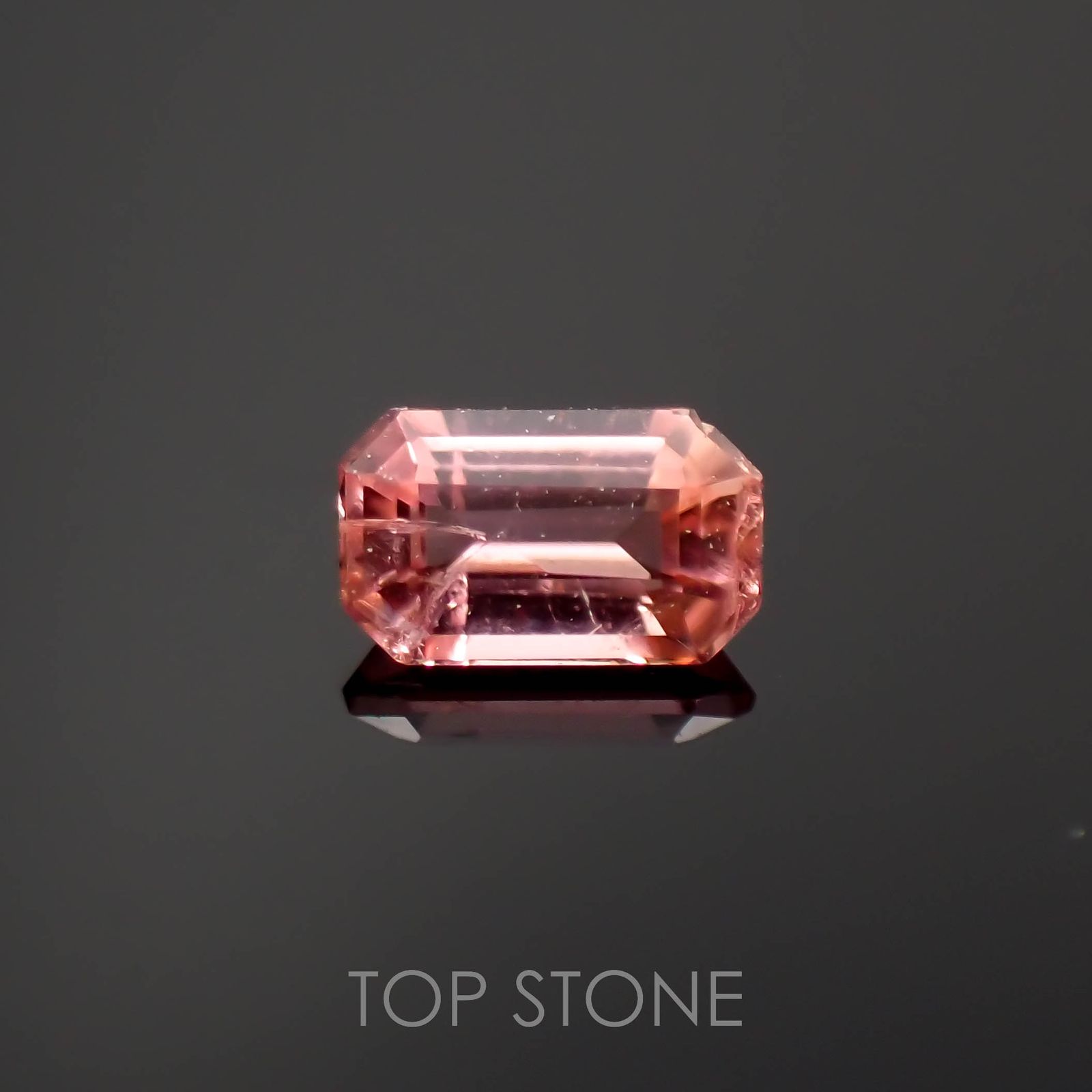 ヴェイリネナイト(宝石名ベイリネナイト)パキスタン産 0.078ct 識別済[221219292]3.2x1.8mm前後