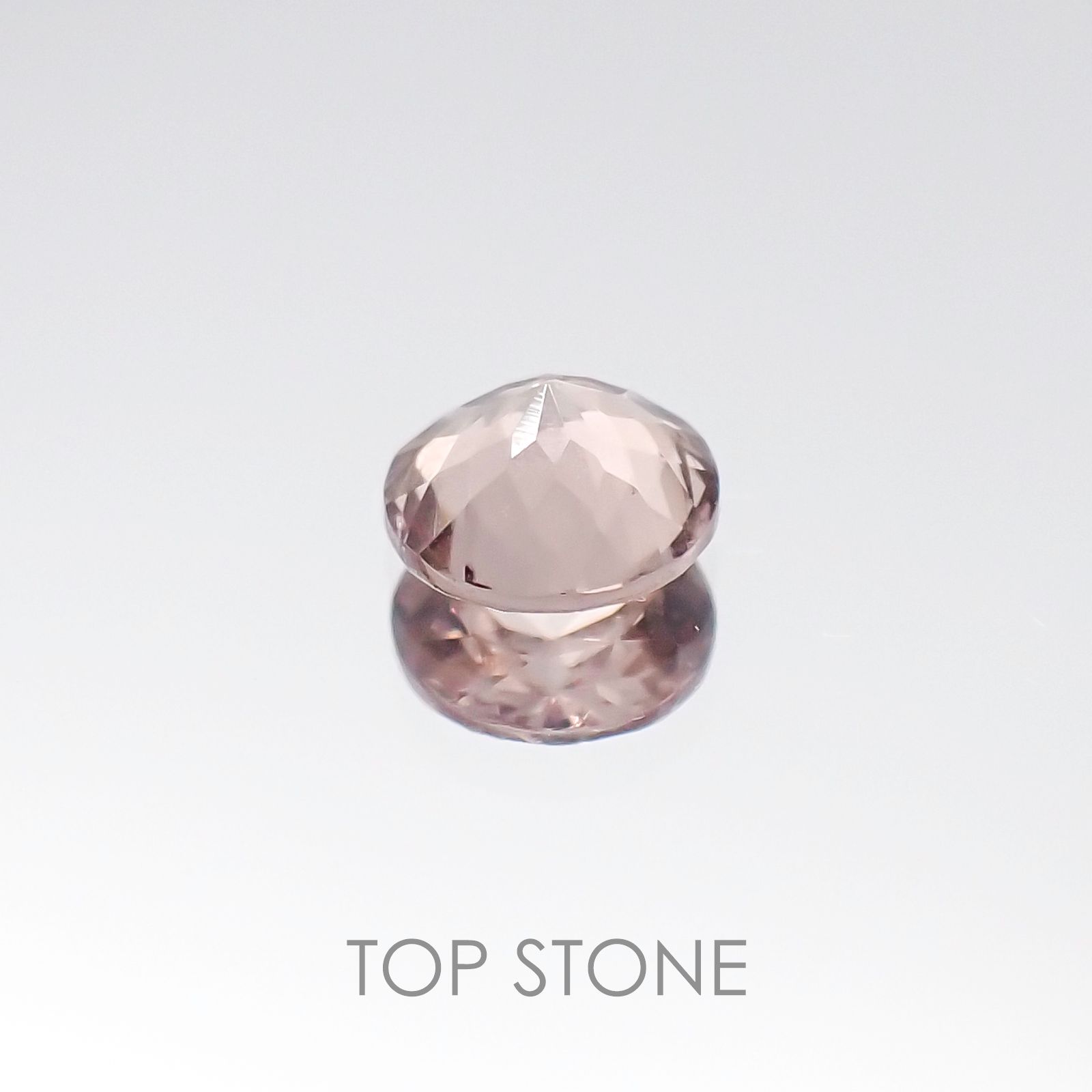 カラーチェンジマラヤガーネット(宝石名ガーネット) タンザニア・マヘンゲ産 0.58ct 識別済[20106087]5.2×5.1mm前後