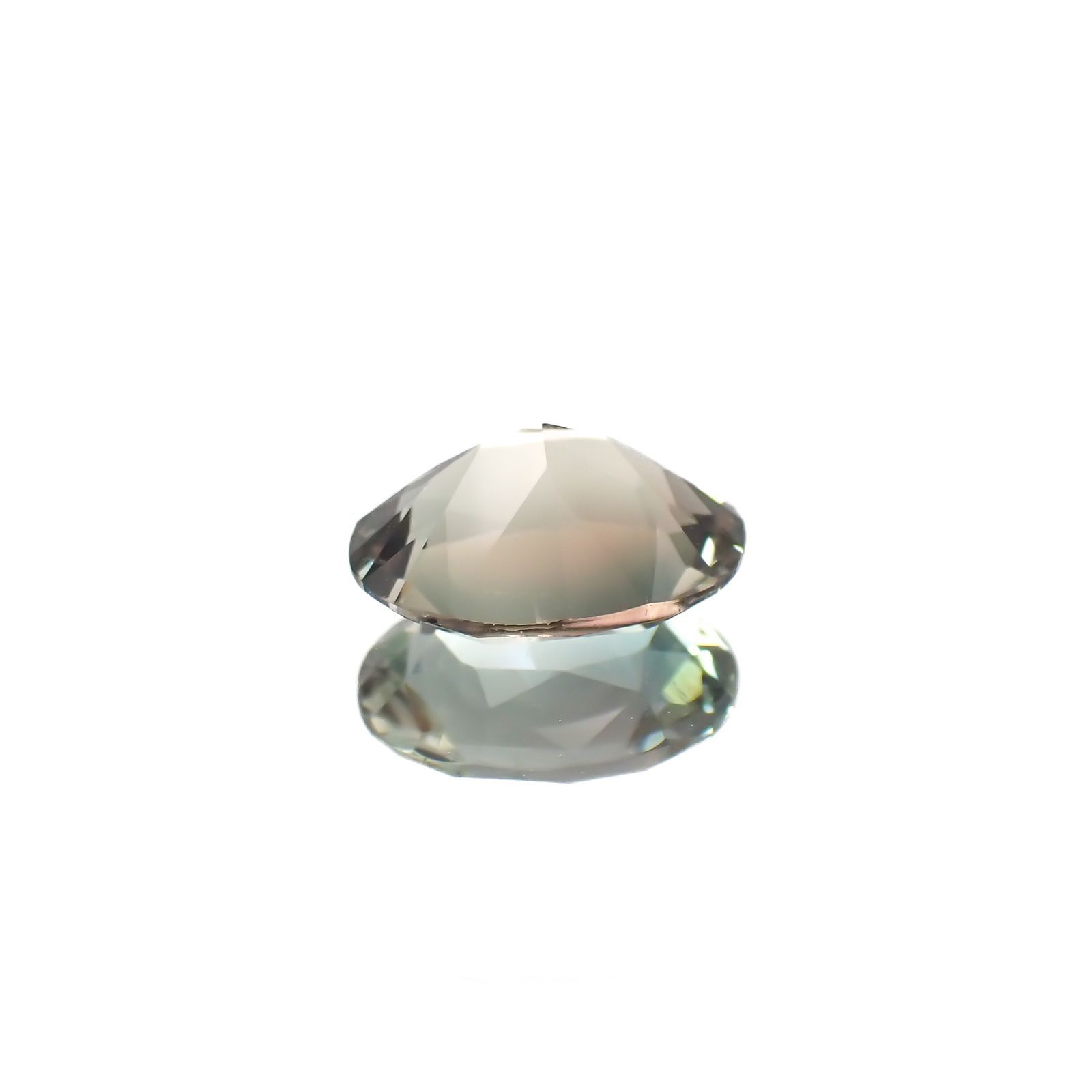 バイカラーオレゴンサンストーン アメリカ・オレゴン州産 2.18ct / 10.1x8mm前後 [221018705]