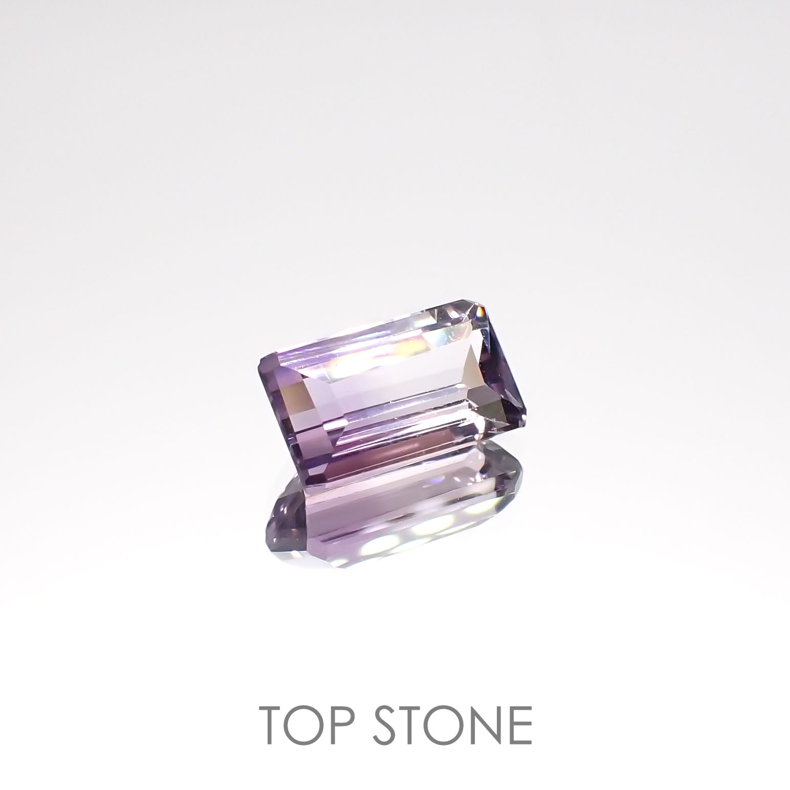 アワーグラスアメジスト モロッコ産 1.63ct[220917636]9.1x5.3mm前後