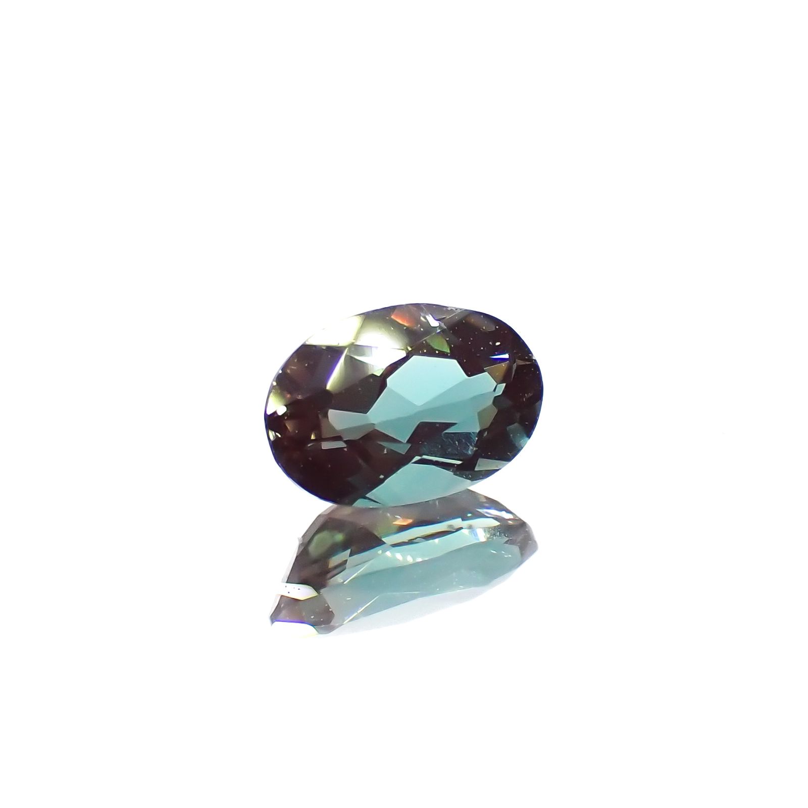 カラーチェンジアンデシン モンゴル産 0.39ct[230421473]5.8x3.9mm前後
