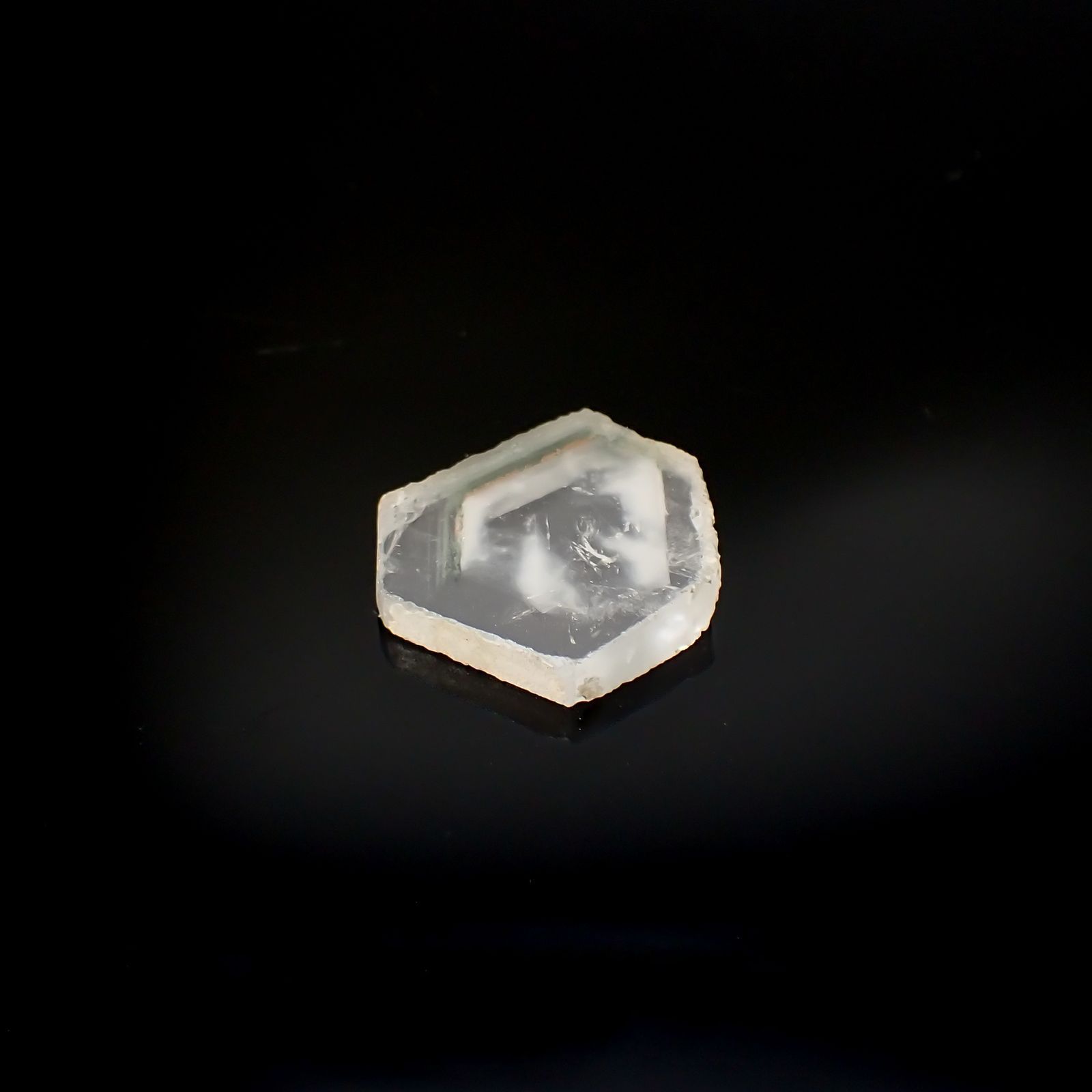 ファントムクォーツ 原石スライス ブラジル産 14.01ct[220716807]17.6x21mm前後