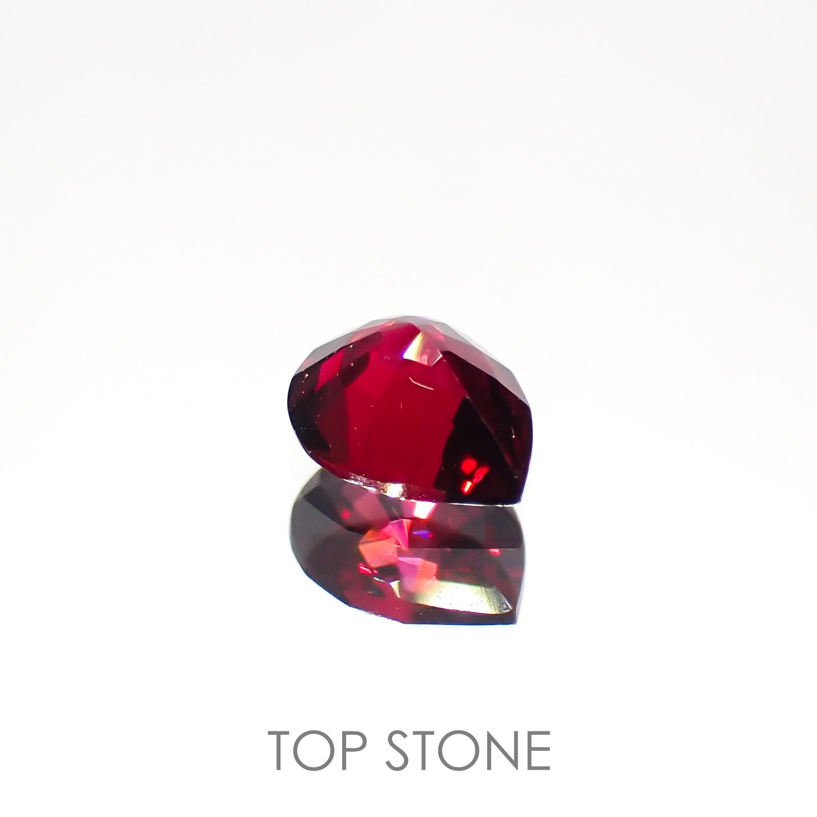 レッドスピネル ビルマ産 ルース 0.33ct[210912859]4.8×3.8mm前後
