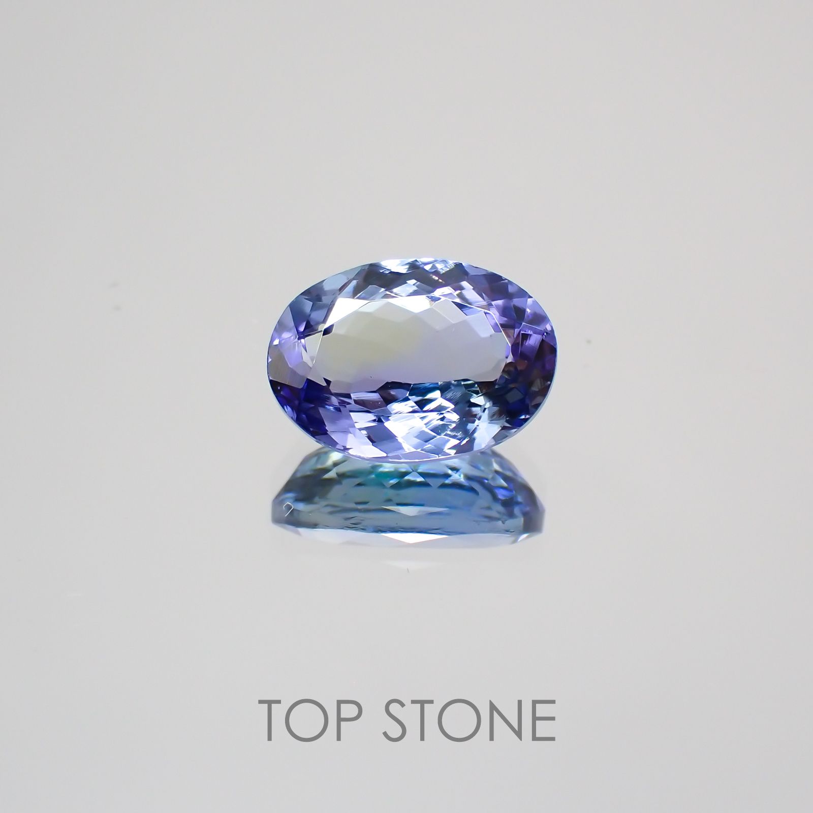 パーティーカラータンザナイト タンザニア産 ルース 1.64ct[210410413]8.7×6.1mm前後