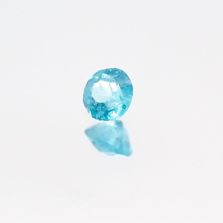 パライバトルマリン(宝石名トルマリン/別名パライバ・トルマリン) ブラジル・パライバ州バターリャ鉱山産 0.051ct 識別済[20127238]2.4×2.3mm前後