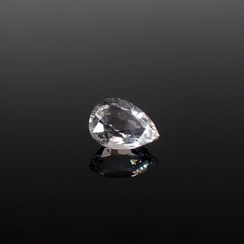 テネブレッセンススキャポライト アフガニスタン産 0.48ct / 6.4x4.6mm前後 [260432039]