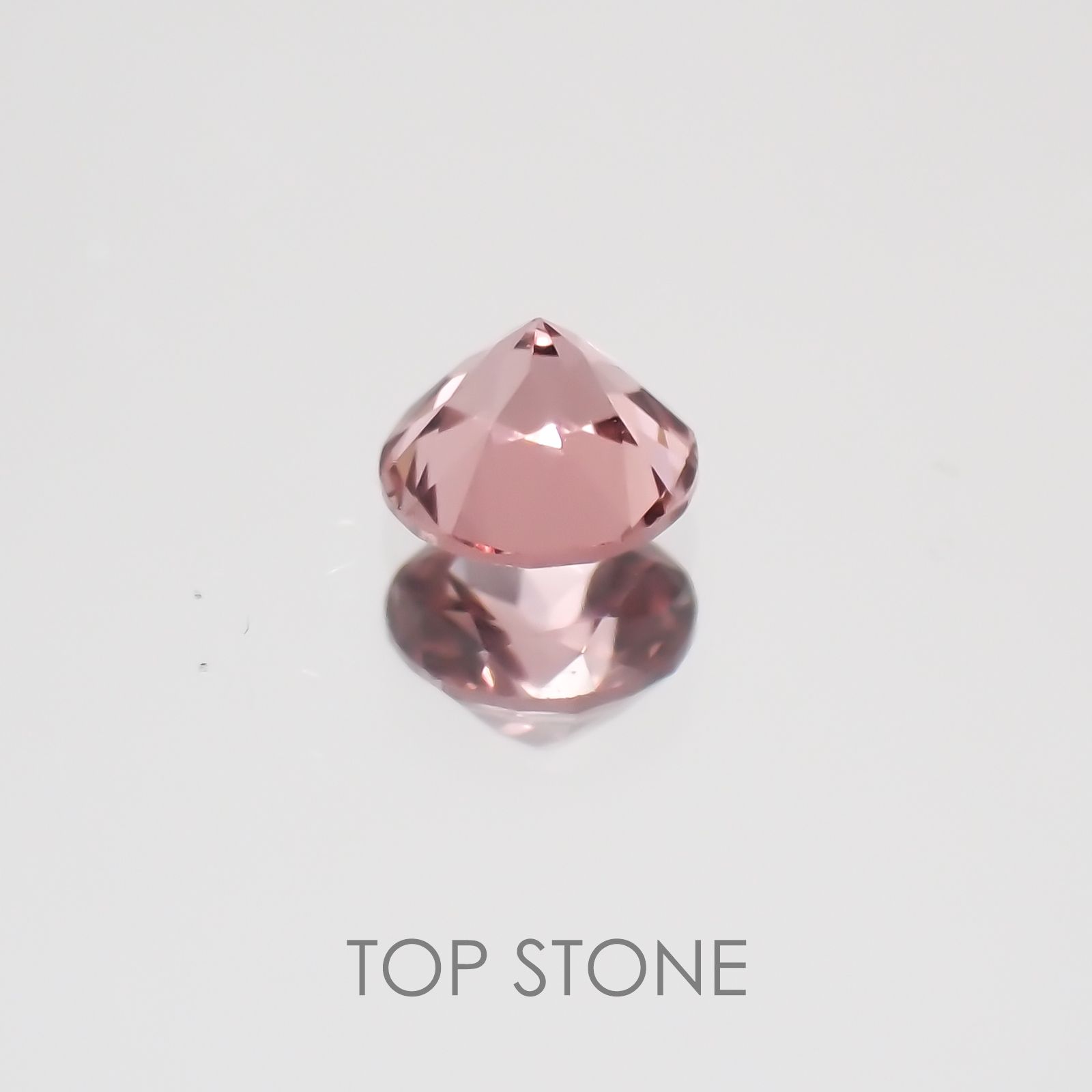 マラヤガーネット タンザニア産 ルース 0.22ct[21059382]3.6×3.6mm前後