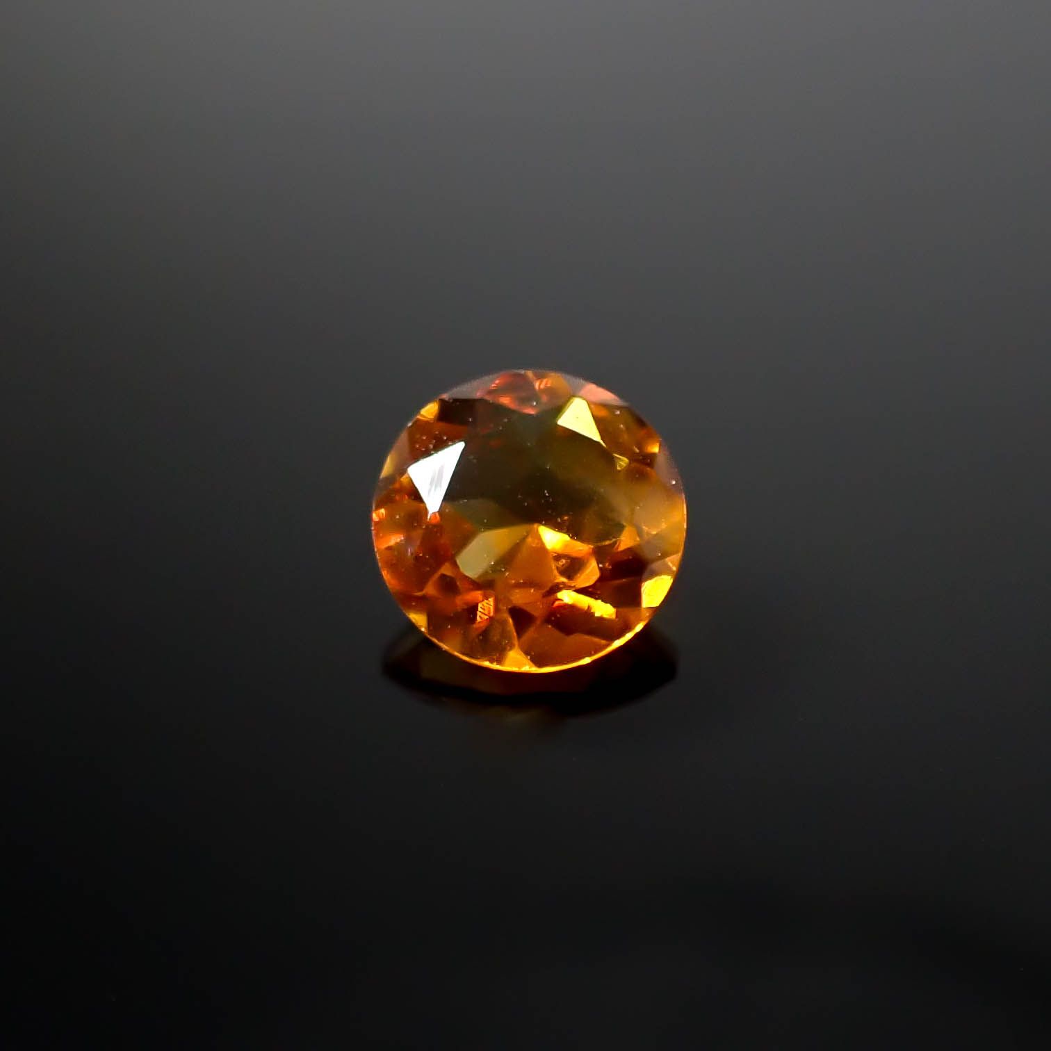 マデイラシトリン ブラジル・ミナスジェライス州産 1.44ct [250630573]8x8mm前後