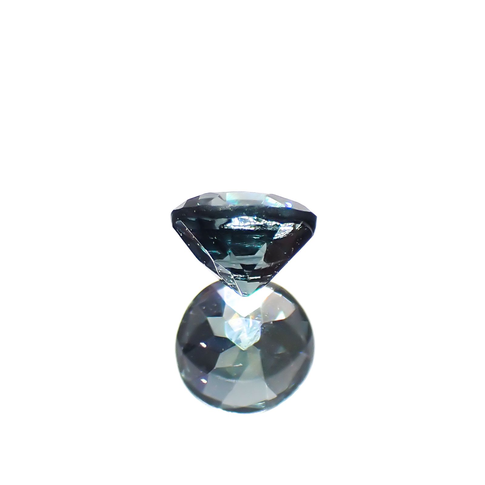 ベキリーブルーガーネット（カラーチェンジガーネット アレキタイプ） マダガスカル・ベキリー産 0.23ct[240628275]3.4x3.4mm前後