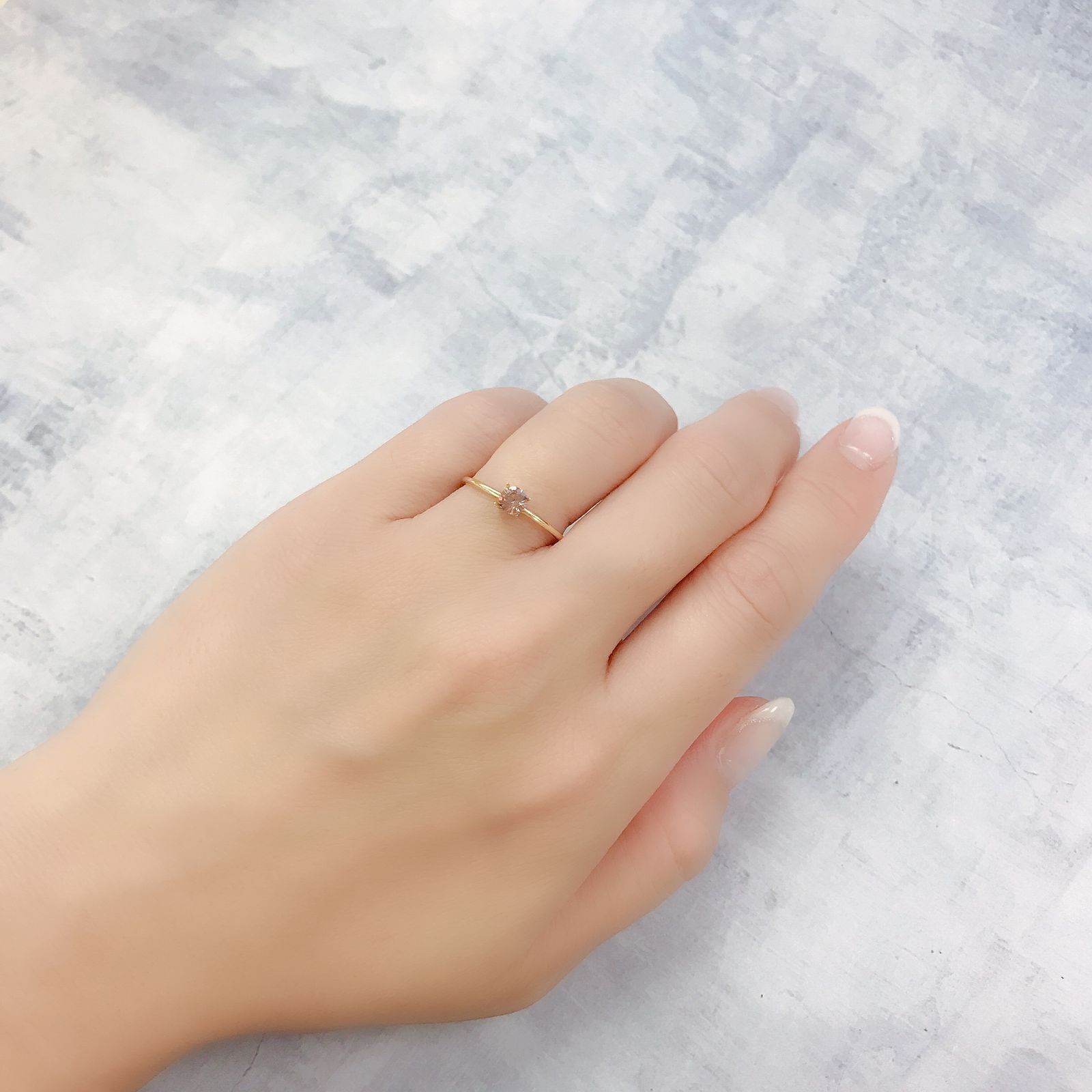 ライトピンクジルコン(宝石名ジルコン)スリランカ/カンボジア産 0.36ct 識別済[220716991]4.1x4.1mm前後