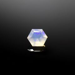 ◇ヘキサゴンカット◇エチオピアオパール エチオピア産 0.18ct[240226212]4.1x3.9mm前後