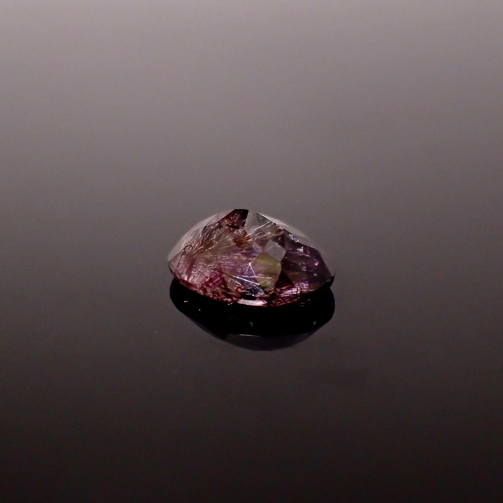 スーパーセブン ブラジル産 9.50ct / 16.9x12.5mm前後 [260231683]