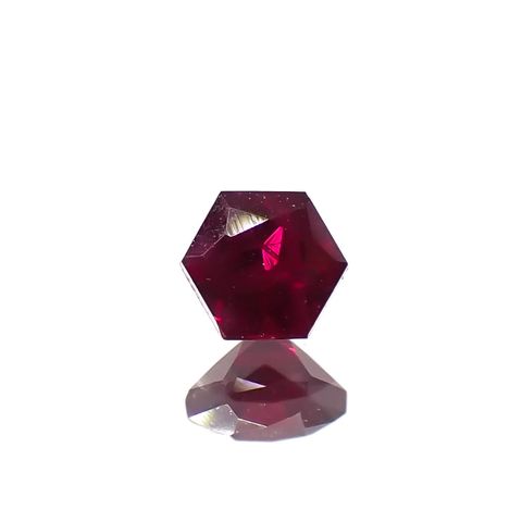 ◇ヘキサゴンカット◇ルビー(宝石名ルビー)モザンビーク/ミャンマー産 0.18ct 識別済[240326665]2.9x2.9mm前後