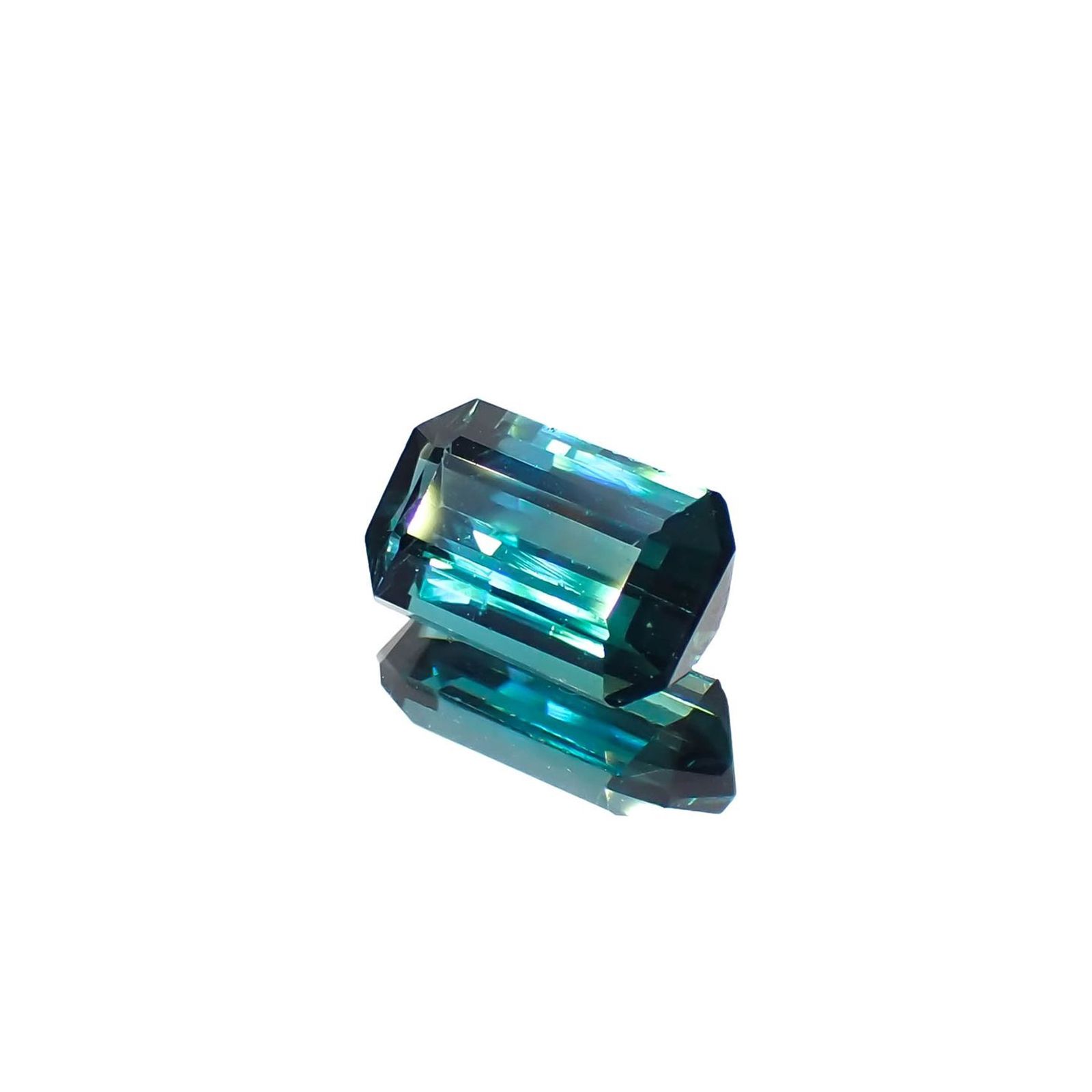 ブルートルマリン(宝石名トルマリン)アフガニスタン産 識別済 1.32ct / 8.2x5mm前後 [230220455]