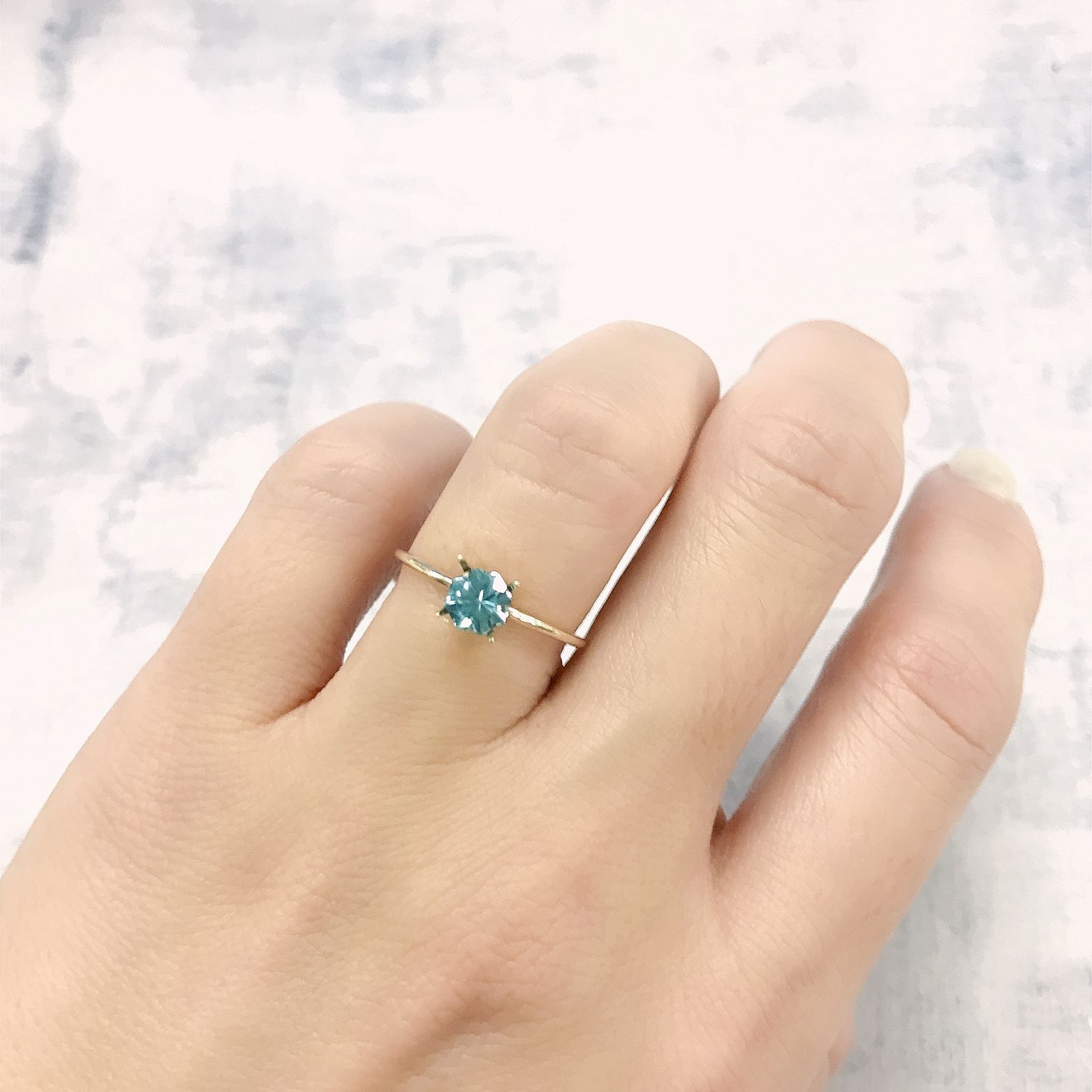 ◇オクタゴンカット◇ブルージルコン(宝石名ジルコン)カンボジア産 0.79ct 識別済[220113998]5x5mm前後