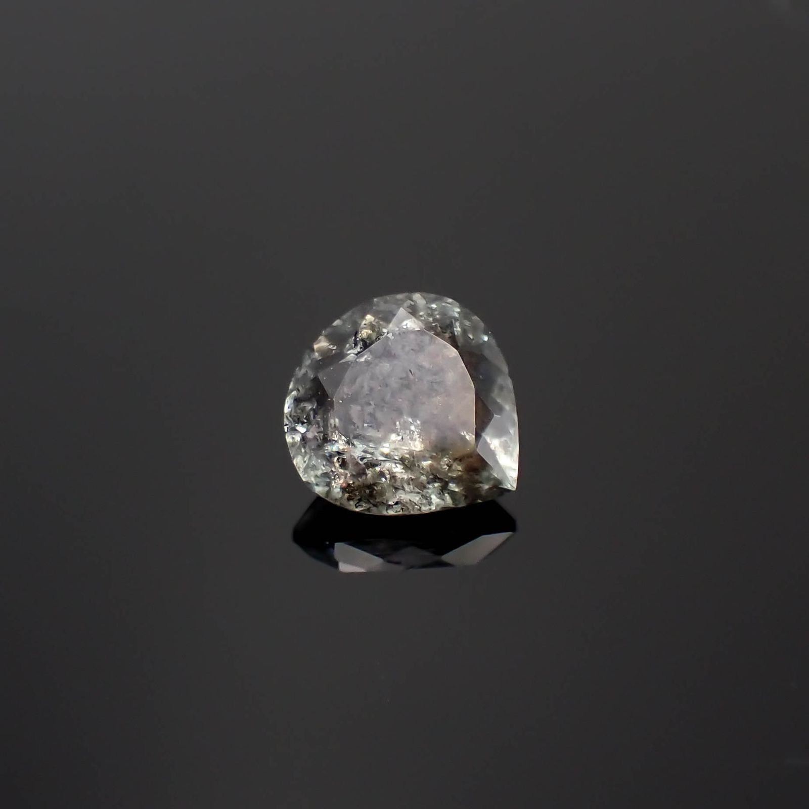 アベンチュリンアクアマリン ナイジェリア産 1.02ct[240226029]7.2x7mm前後