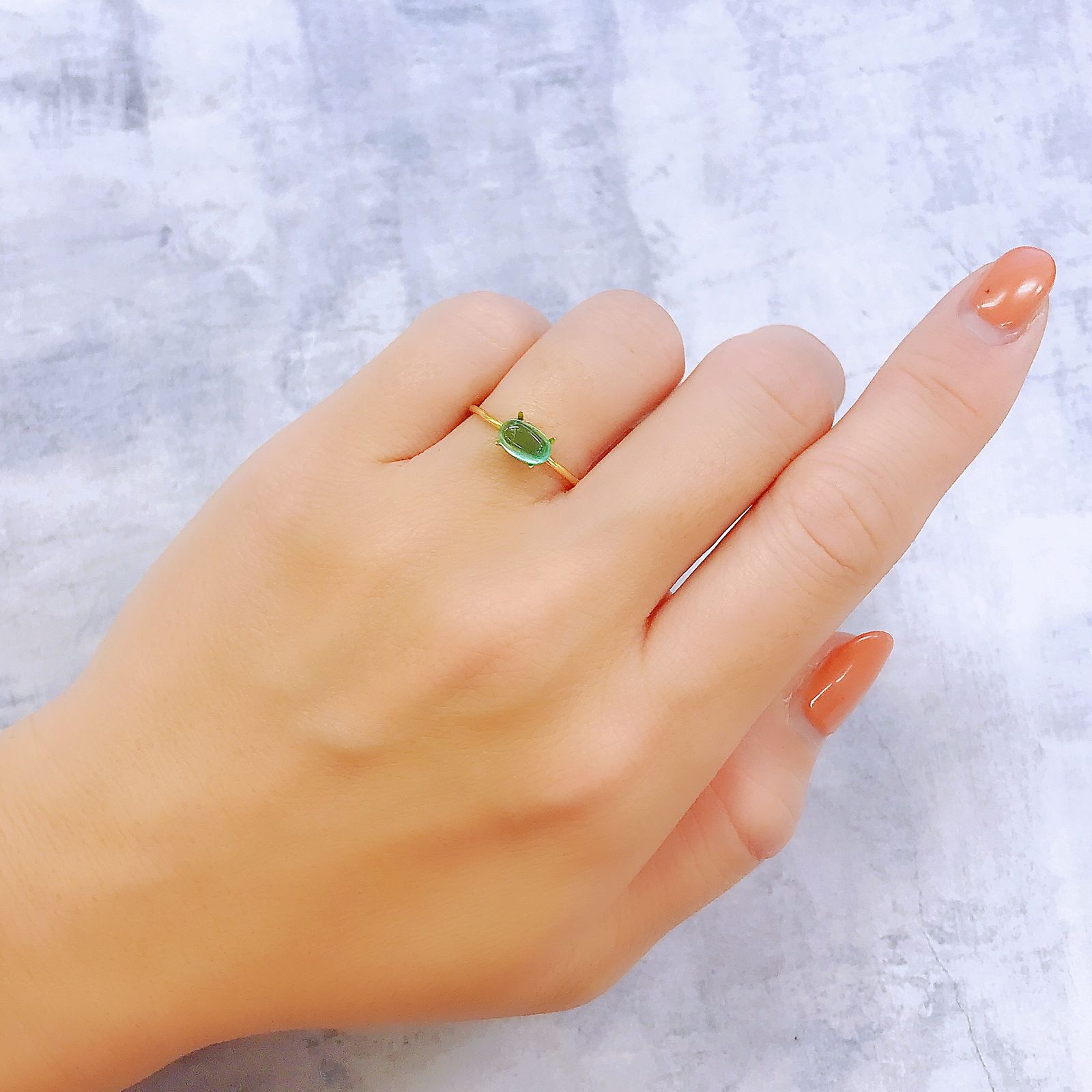 エメラルドキャッツアイ(宝石名エメラルド)コロンビア産 0.78ct 識別済[221018908]7.1x4.5mm前後
