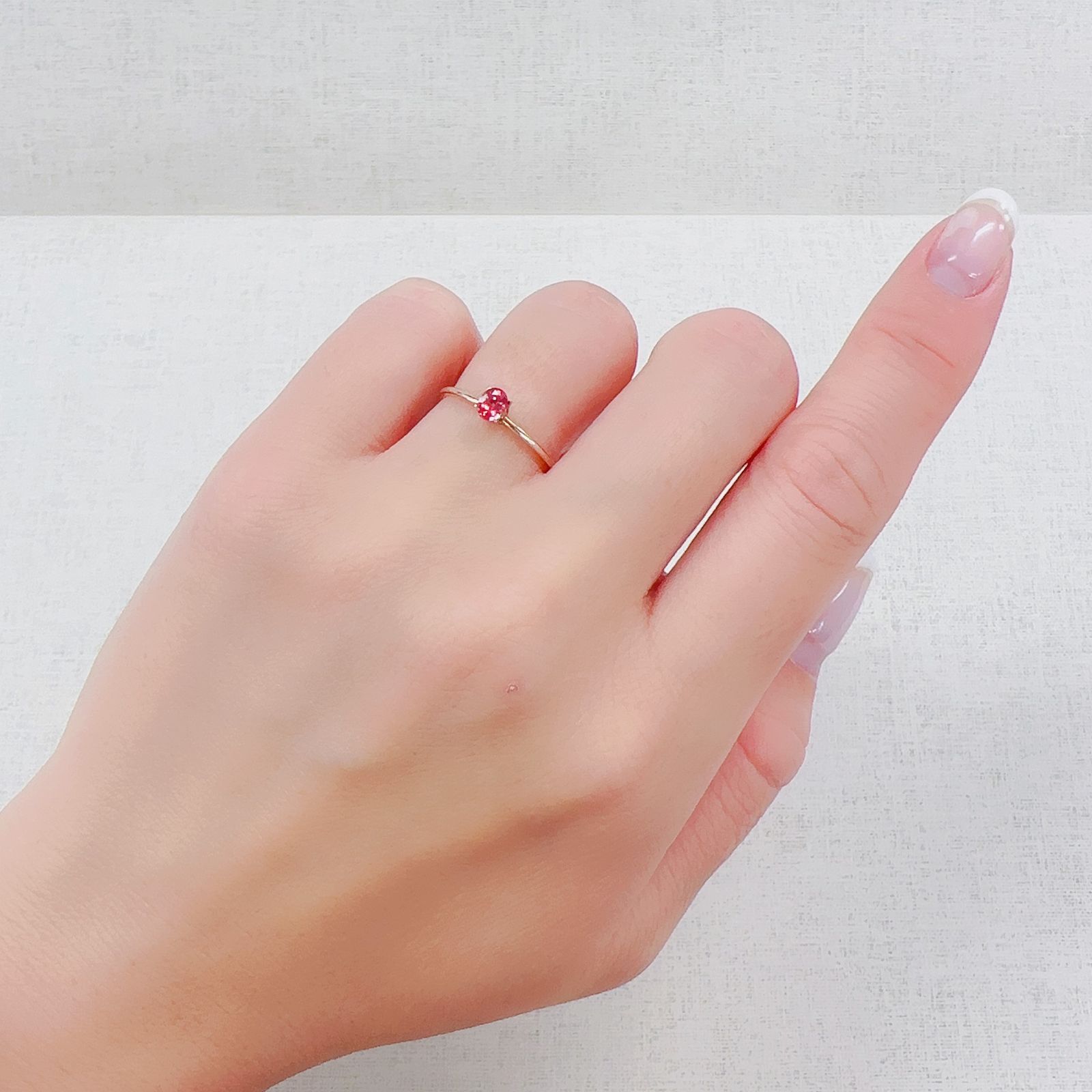 ピンクスピネル パパラチャカラー タンザニア産 0.23ct[230522127]4.2x3.2mm前後